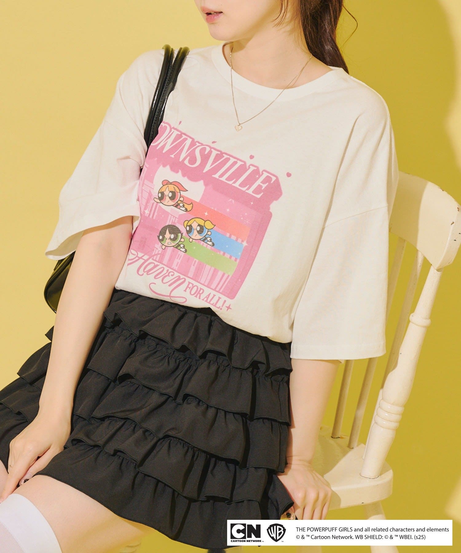 《 RMAF ✕ パワパフガールズ 》強くて可愛い正義の味方♡パワパフガールズと初のコラボ！■ デザイン・オーバーサイズで可愛く決まるTシャツ！・パワパフらしいピンクのロゴプリントがポイントです！・丈