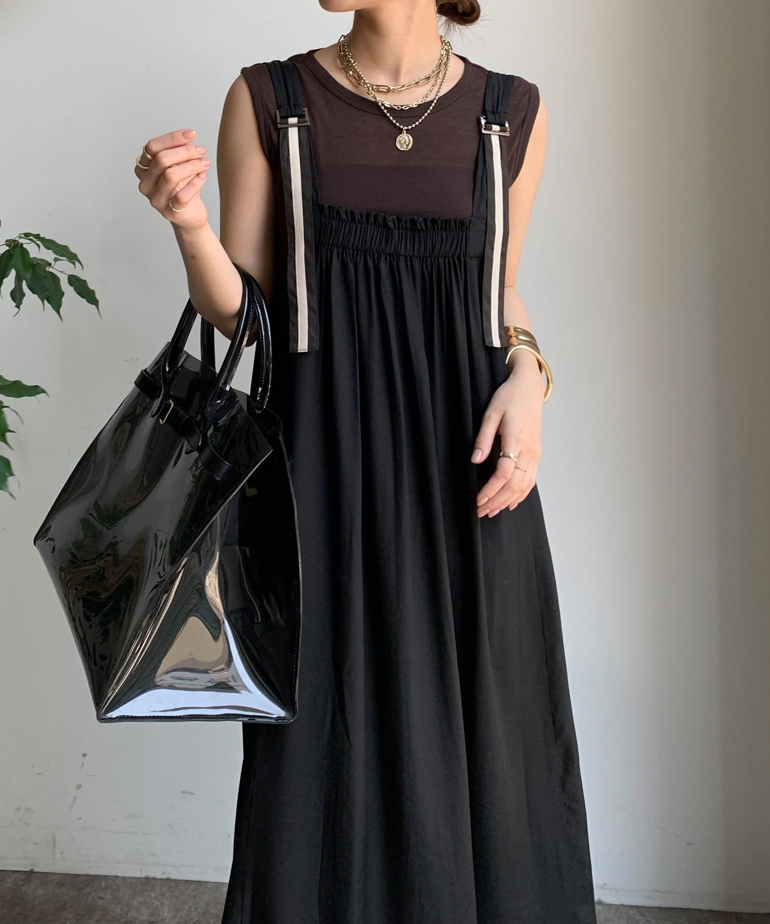 ■2025 AUTUMN ＆ WINTER ITEM■WEB限定!前後2WAY！違ったスタイルが楽しめるジャンスカカジュアルながらも洗練された印象で、大人の女性にぴったりのジャンスカ！前後2WAYで違