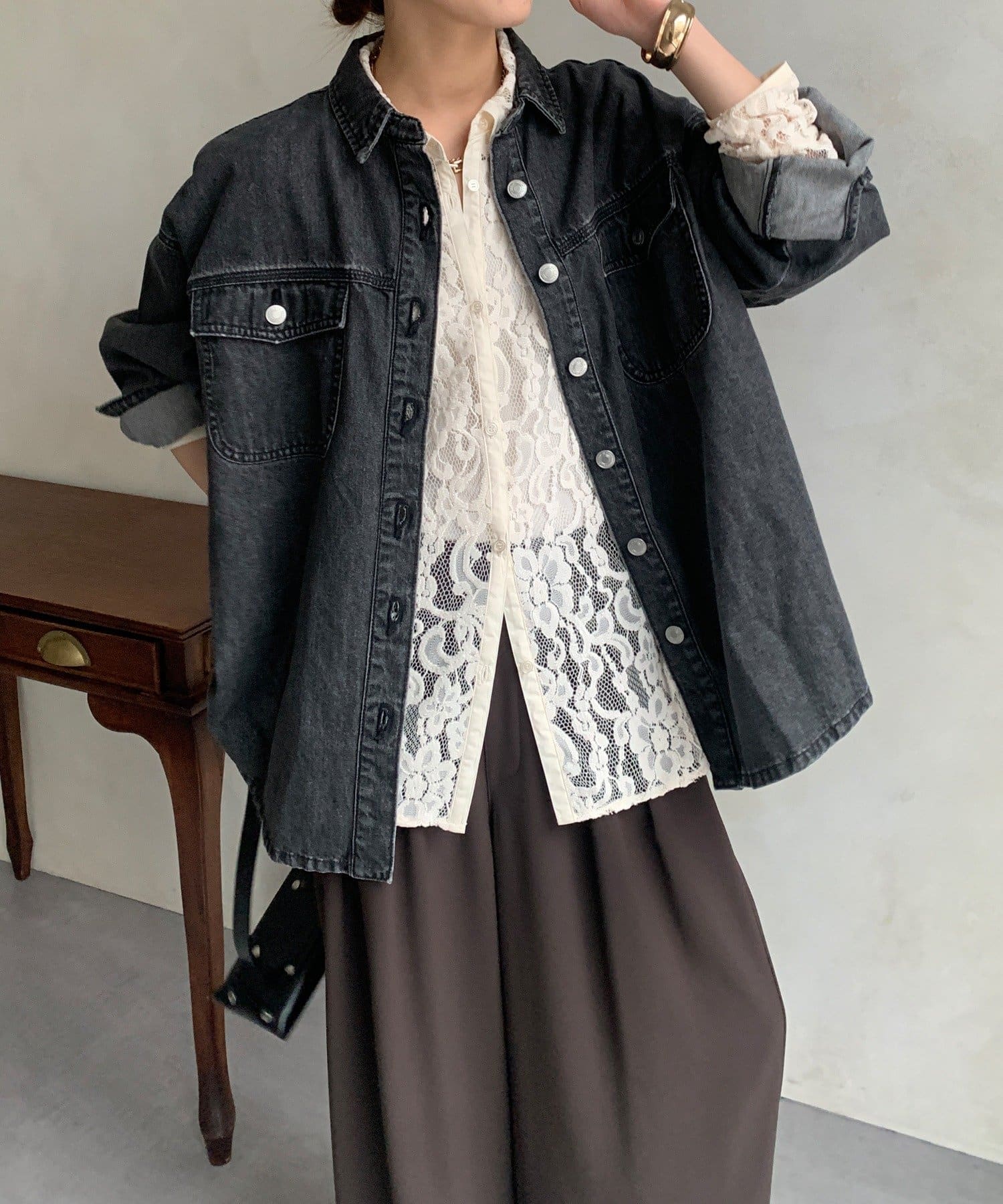 DOUDOU(ドゥドゥ) 【WEB限定】USED加工デニムシャツ
