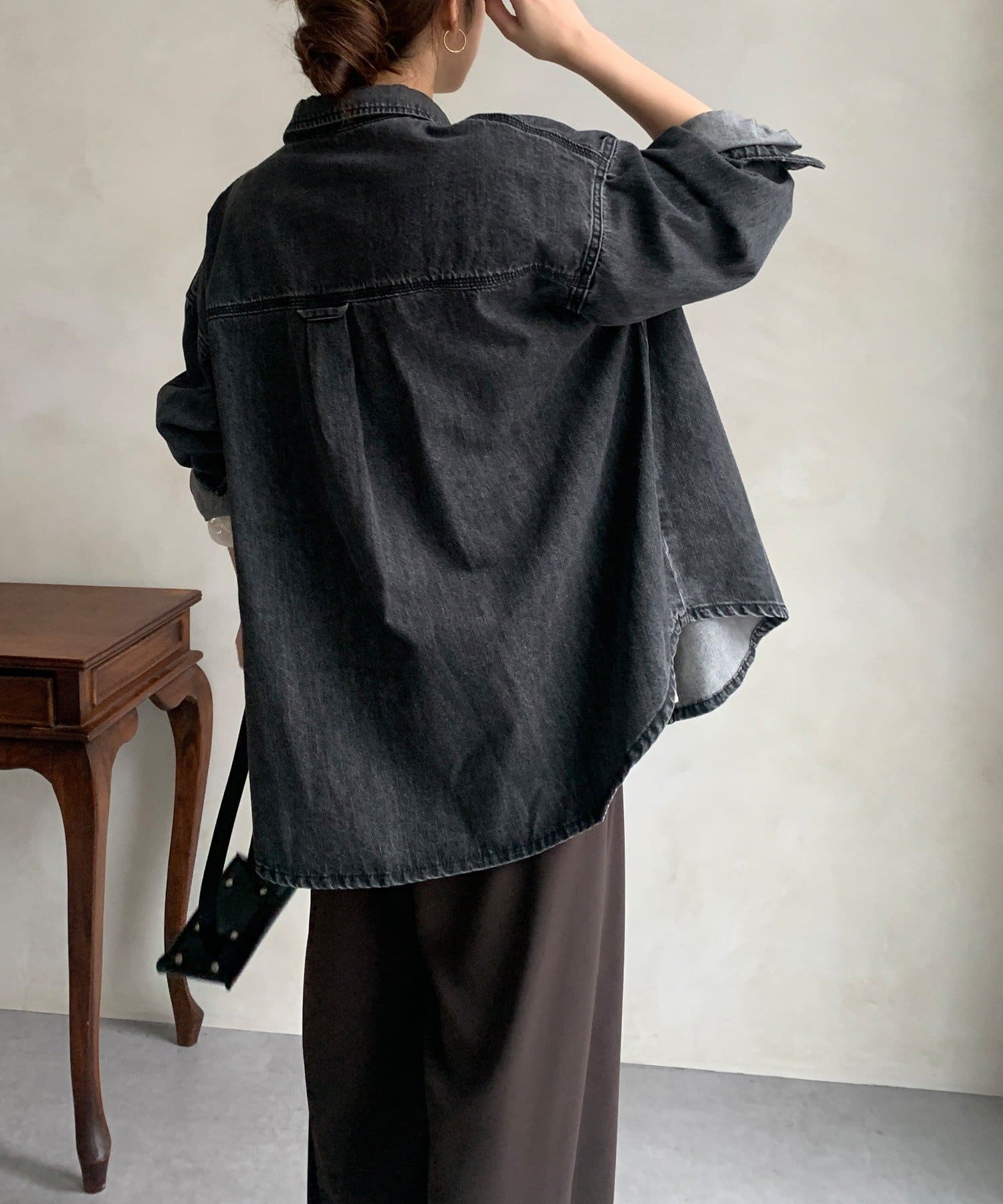DOUDOU(ドゥドゥ) 【WEB限定】USED加工デニムシャツ