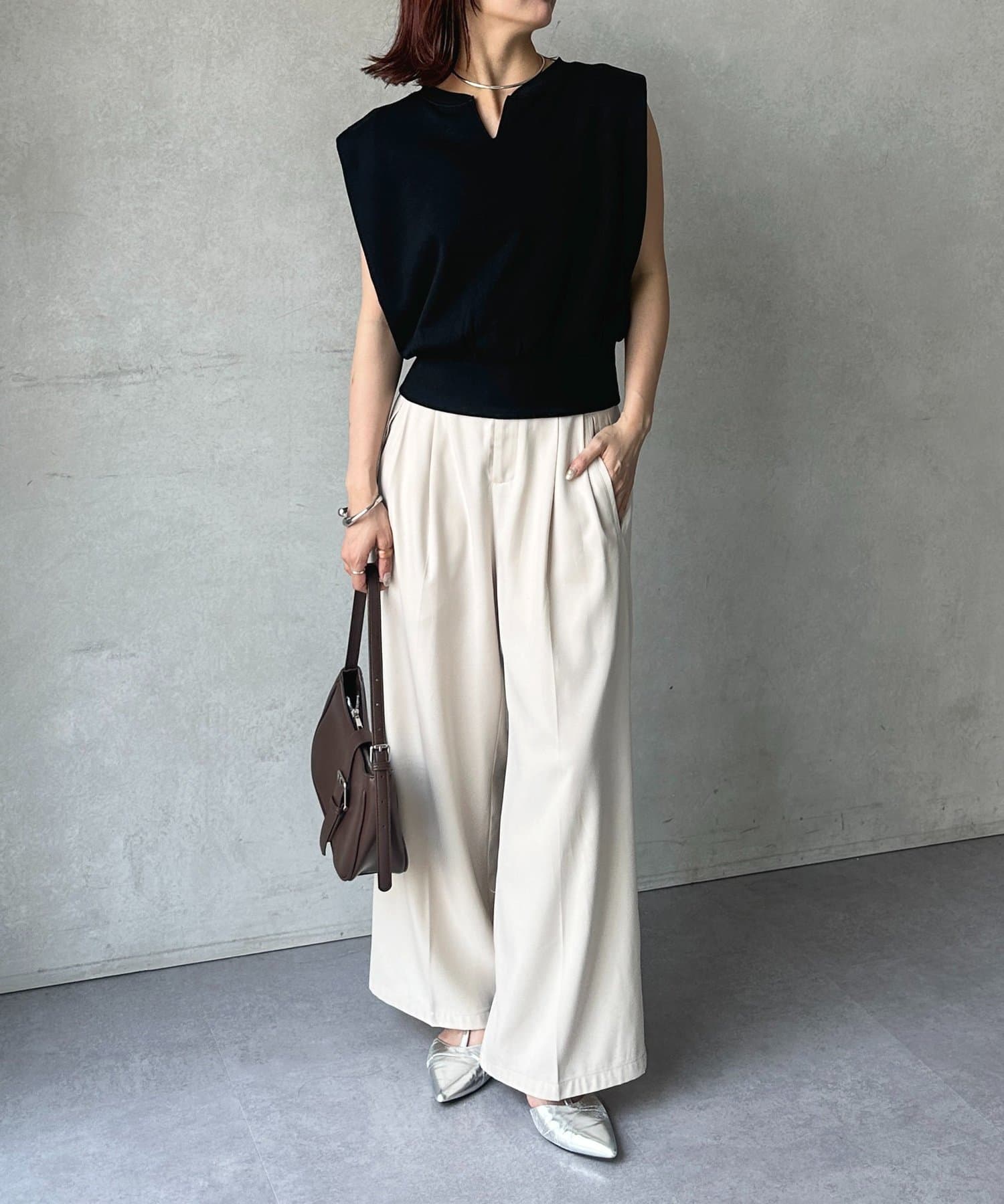 Thevon.(ゼヴォン) 裏毛キーネックショートベスト