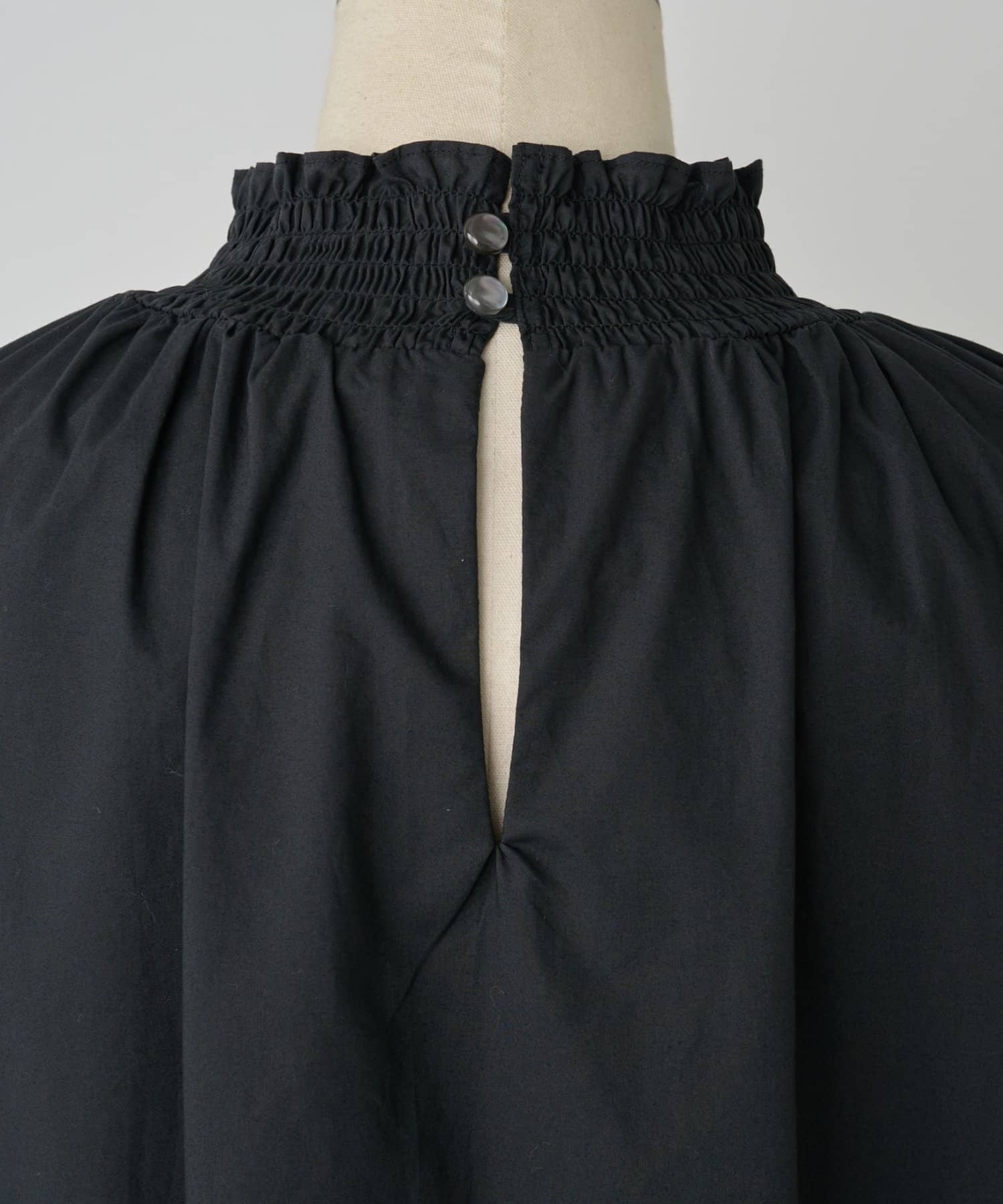 BEARDSLEY(ビアズリー) シャーリングハイネックシャツ