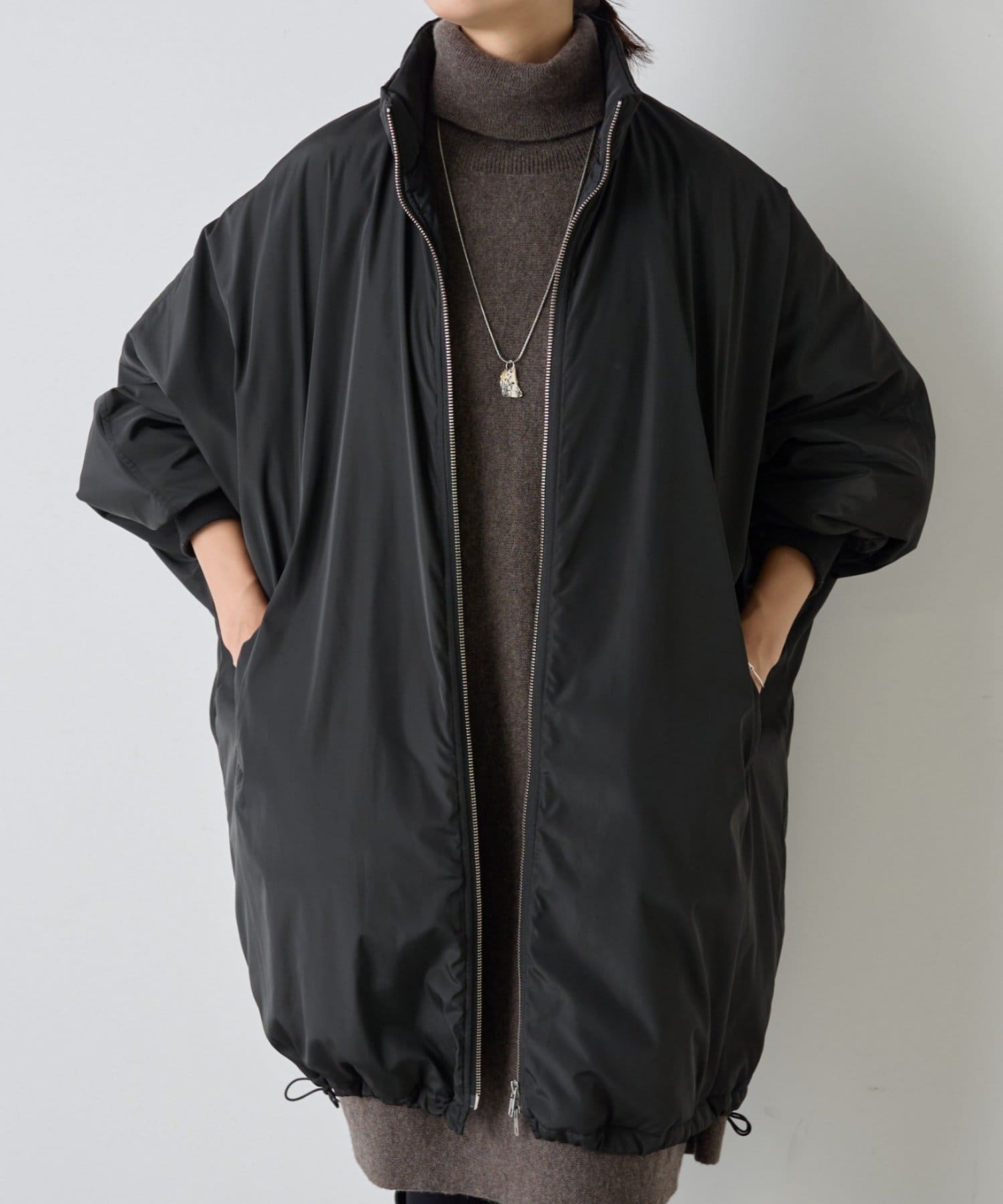 BEARDSLEY ウールポンチョコート　ブラック BEARDSLEY（ビアズリー）の「ボリューム袖も悩まず買えるように
