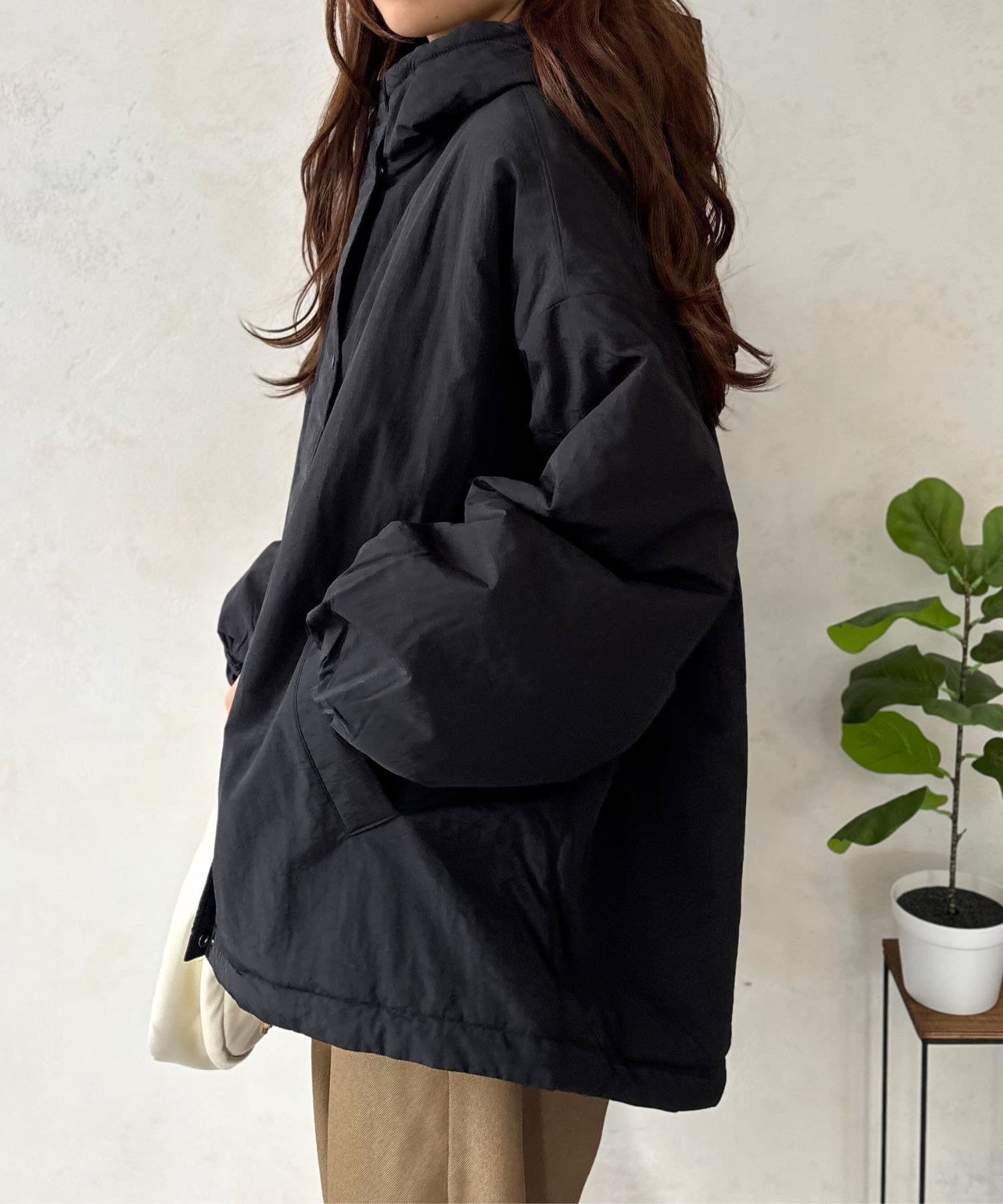 LOCUST(ローカスト) 【肩こり知らずの軽量!!】モンスターパーカー