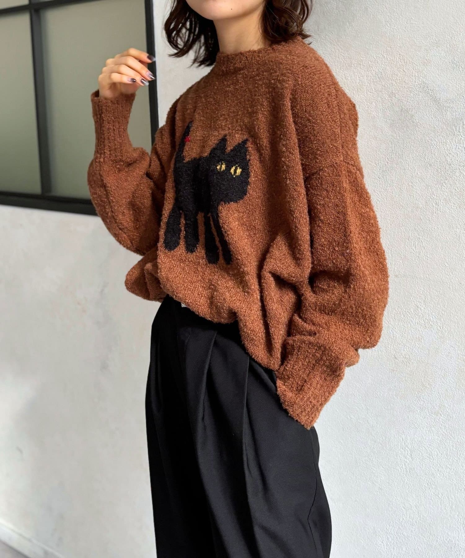 LOCUST(ローカスト) ねこちゃんニットプルオーバー