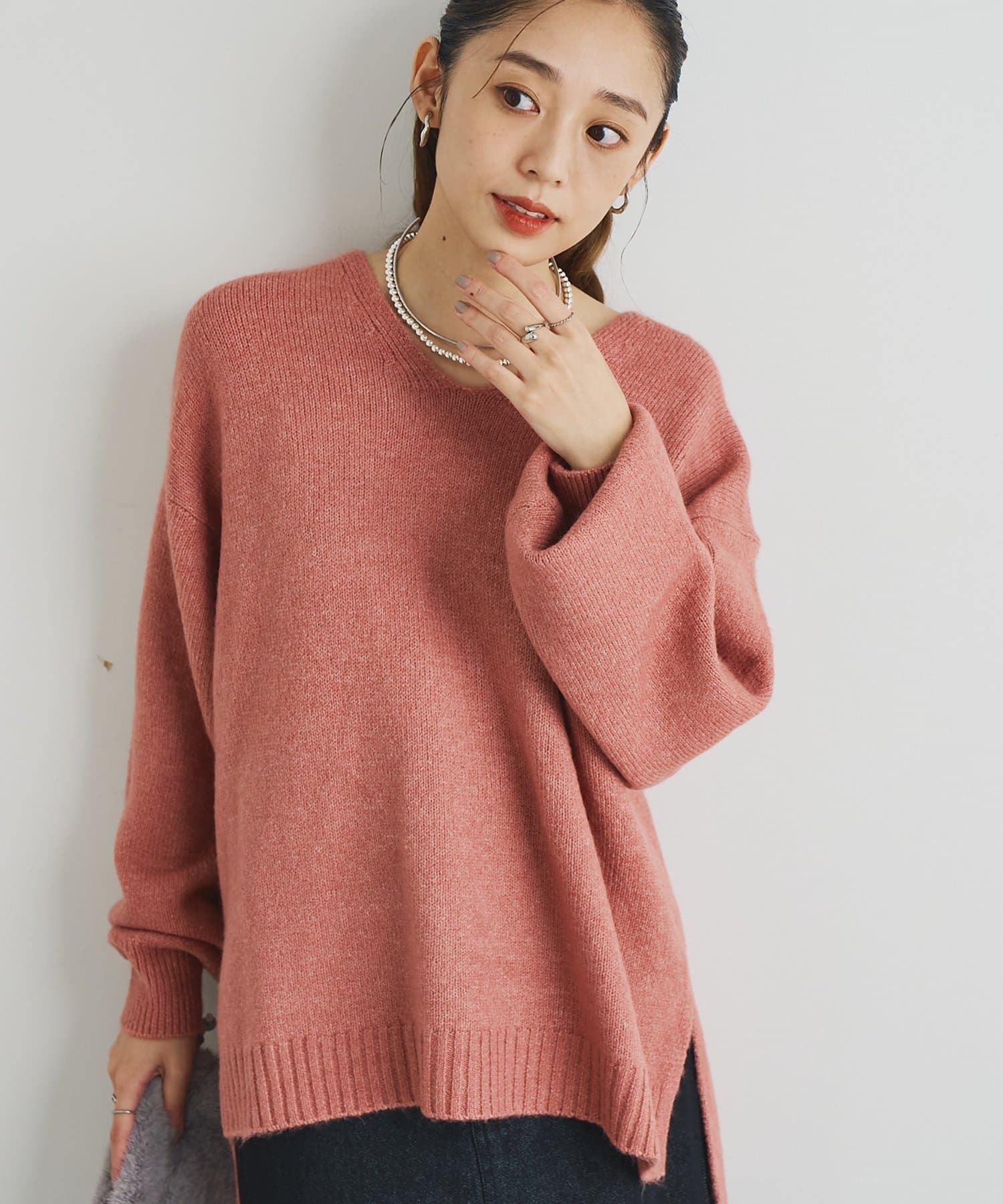un dix cors(アンディコール) 《人気アイテム・柔らかく軽い着心地》ヤクライクVネックニット
