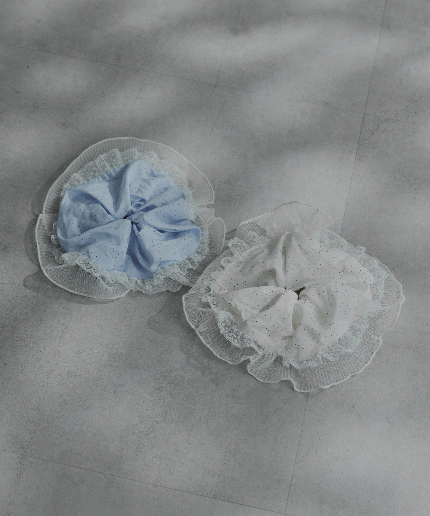 ちびすけ様⭕️ Shabby chicなBIGシュシュ＆バッグチャーム