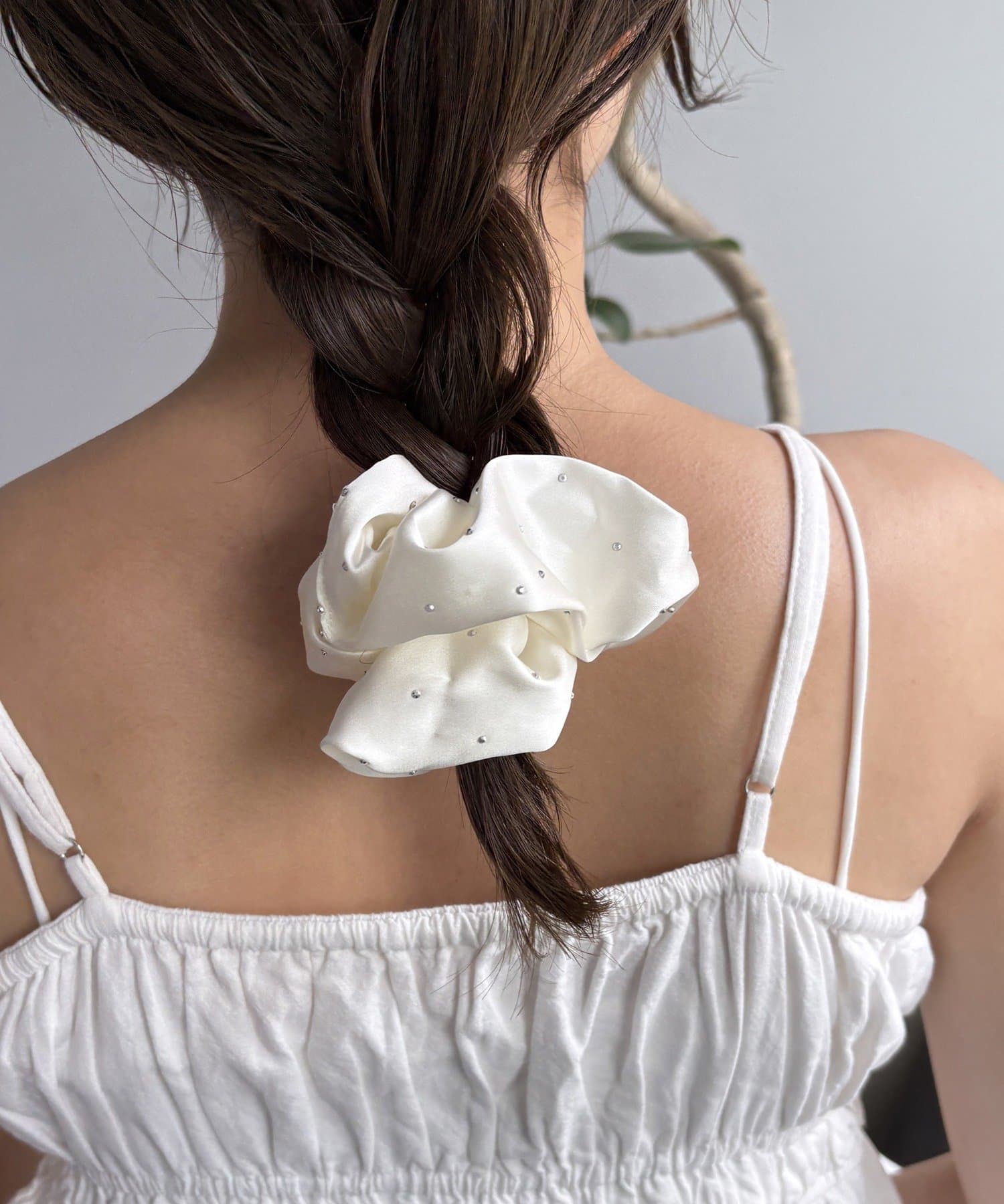 ストーン付きサテンシュシュ | Lattice(ラティス)レディース