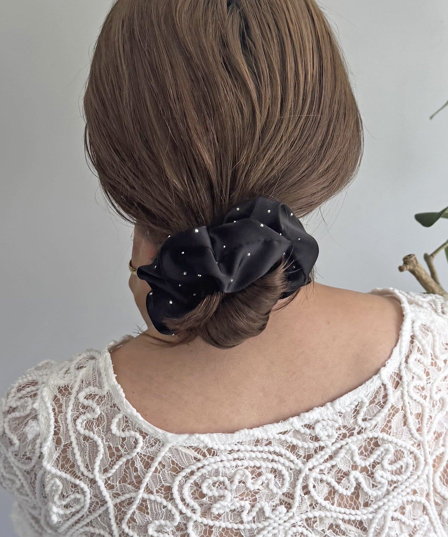 ストーン付きサテンシュシュ | Lattice(ラティス)レディース