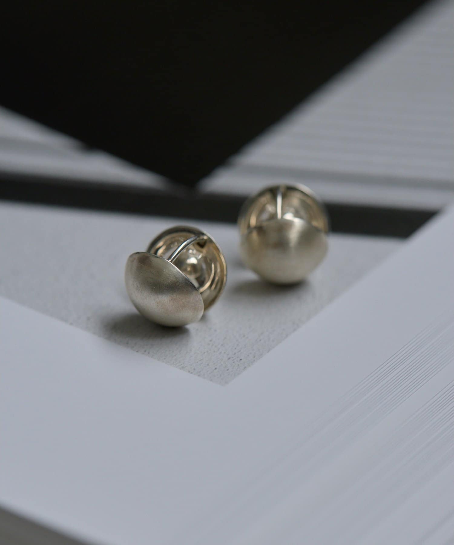 Whim Gazette(ウィム ガゼット) 【Hoaw.】Tiny Ball ピアス