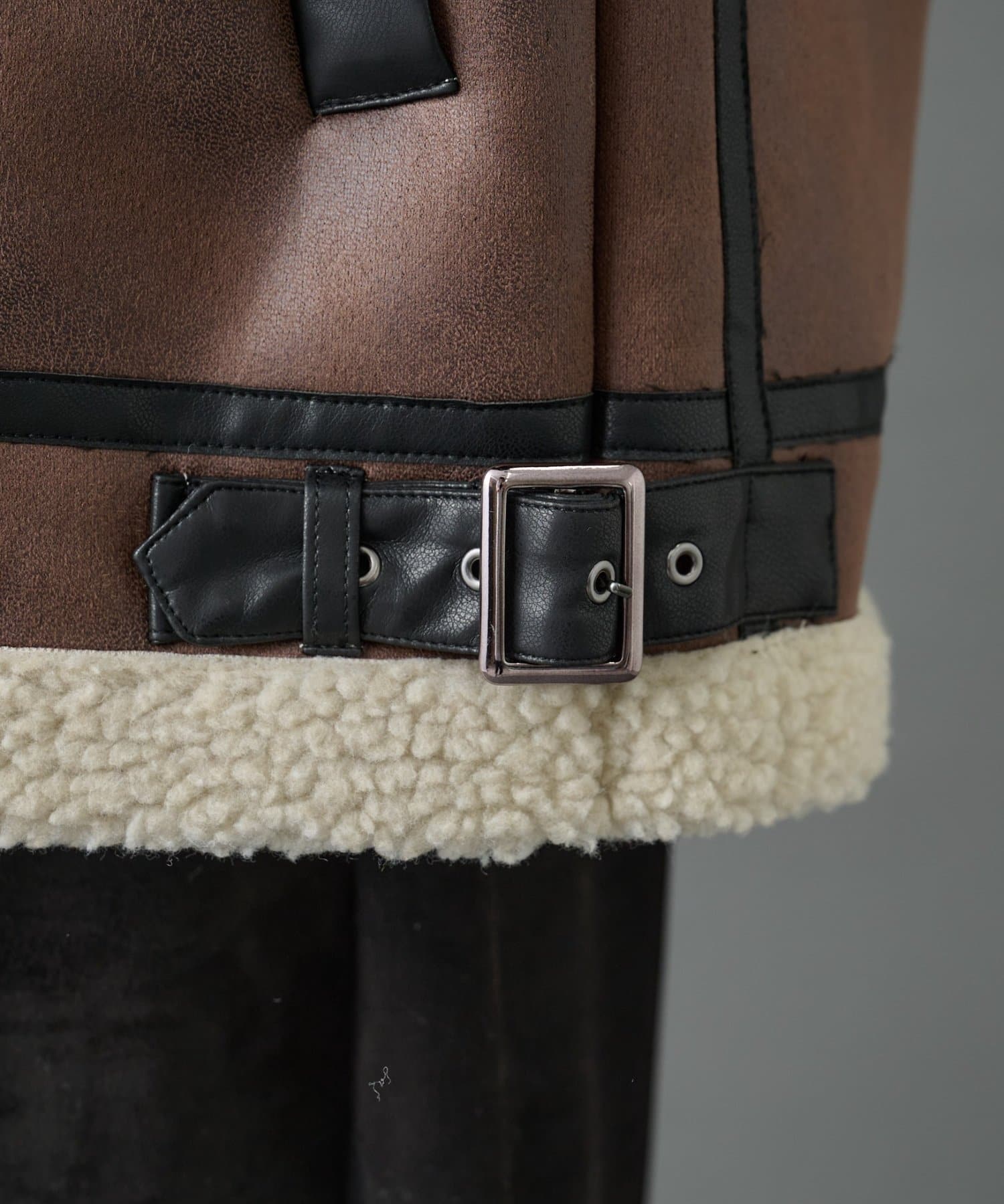 COLONY 2139(コロニー トゥーワンスリーナイン) ムートンライクB-3