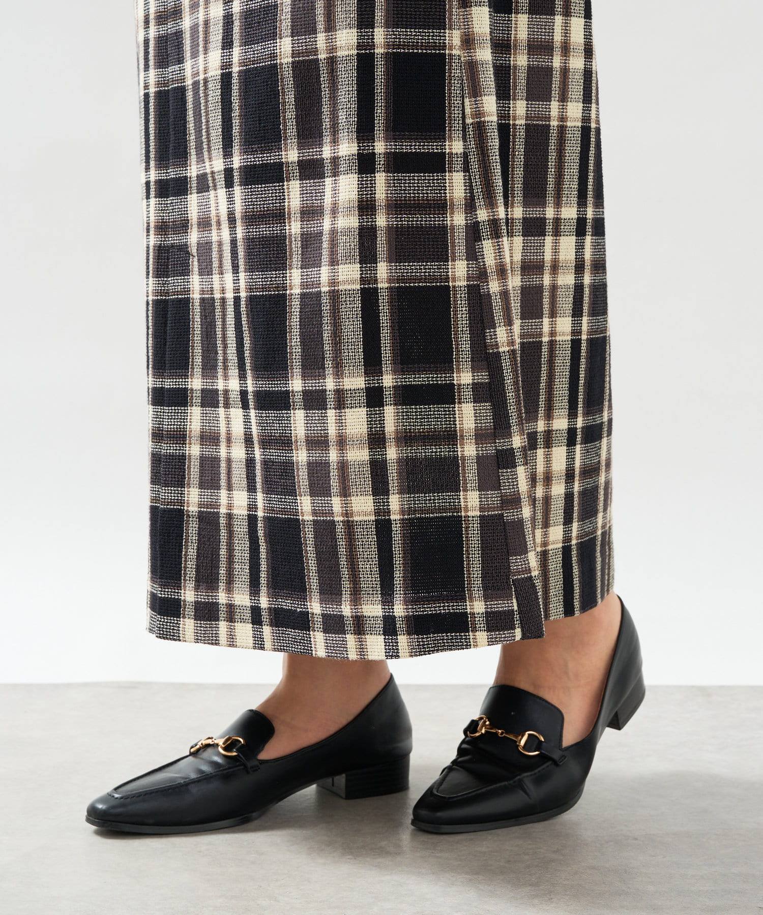 OUTLET(アウトレット) 【un dix cors】カラミチェックナロースカート