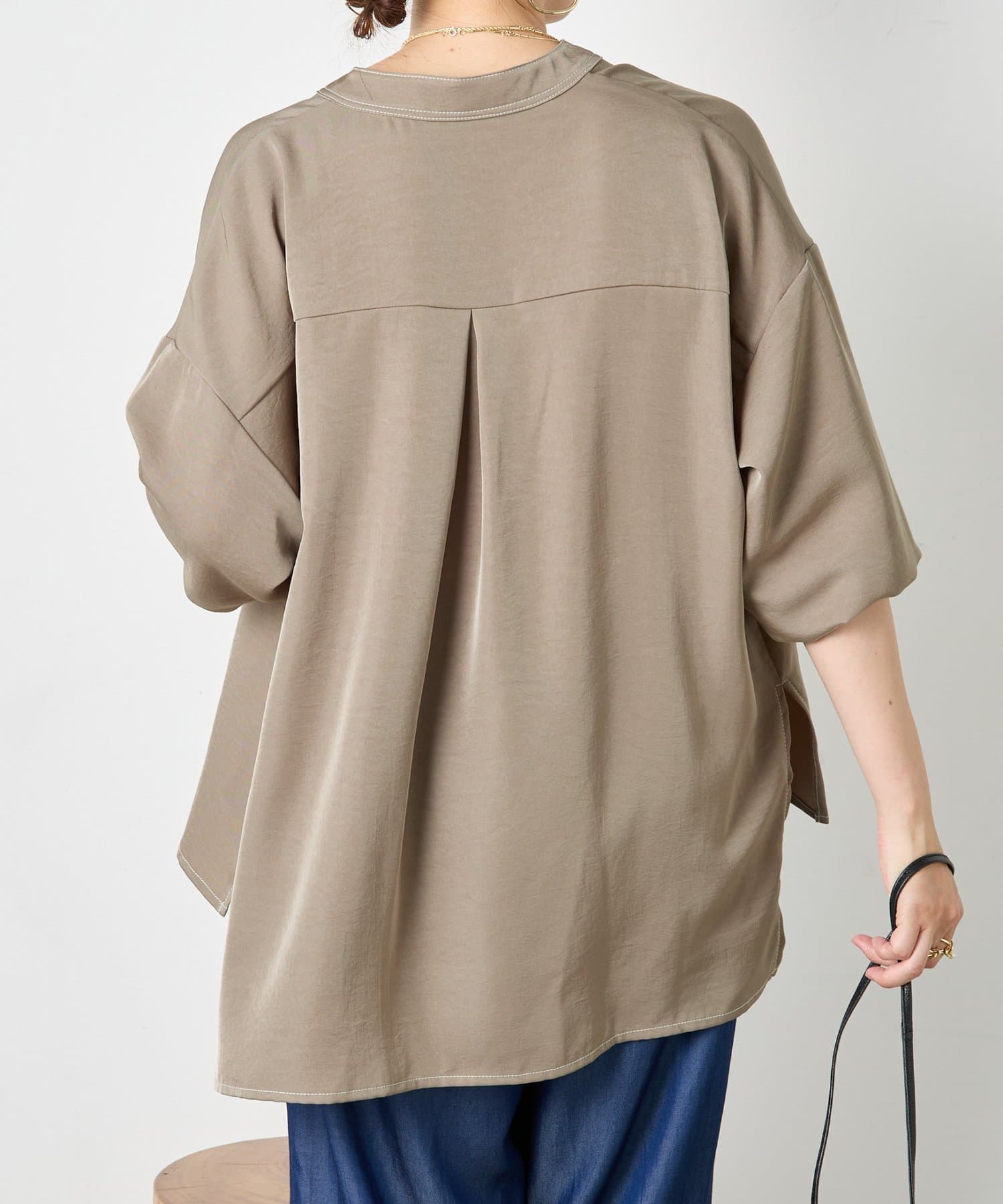 Jena　espace merveilleux(ジェナ　エスパスメルヴェイユ) スタッズポケットシャツ