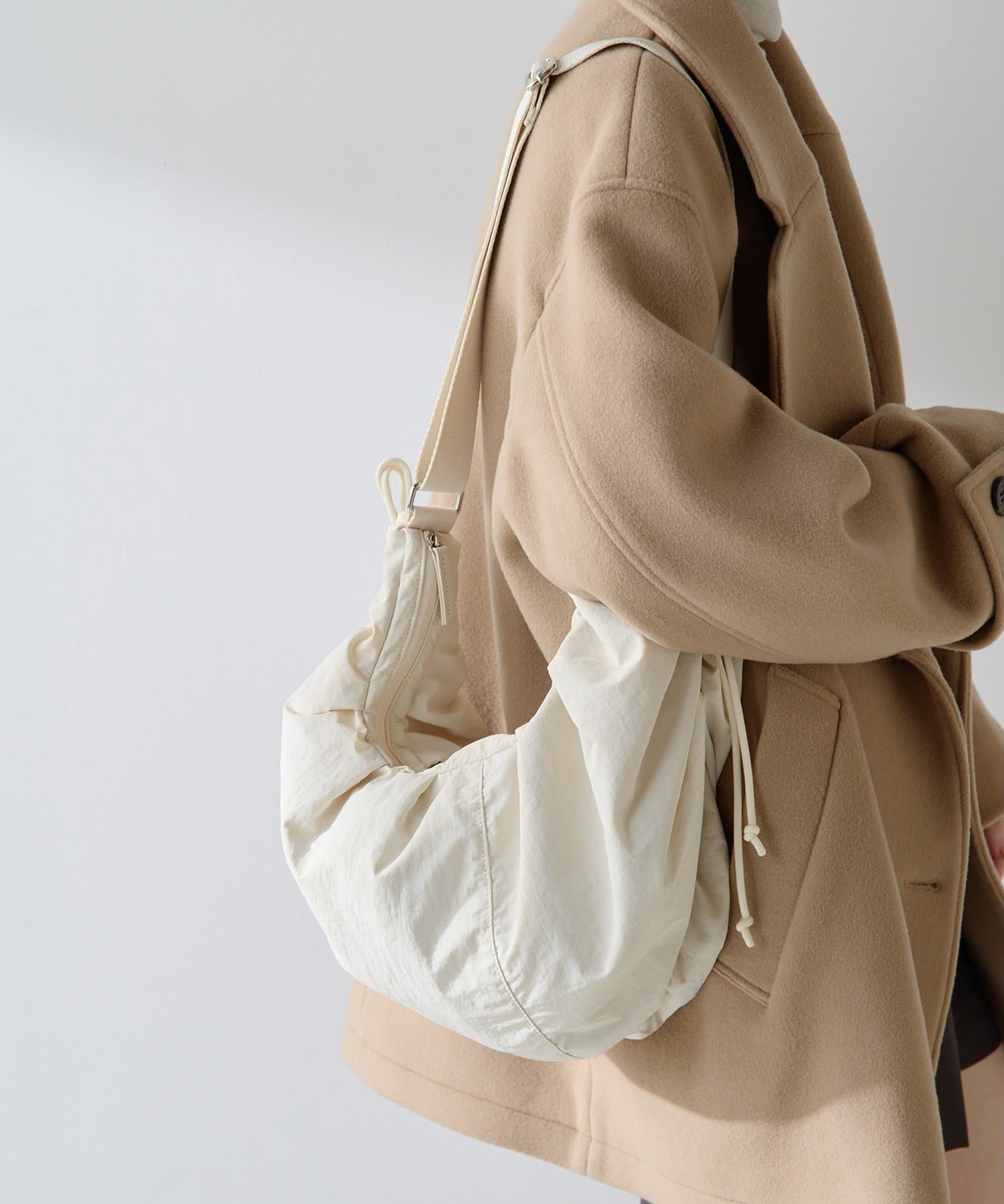 Whim Gazette(ウィム ガゼット) 【THE PAUSE】ギャザーショルダーBAG