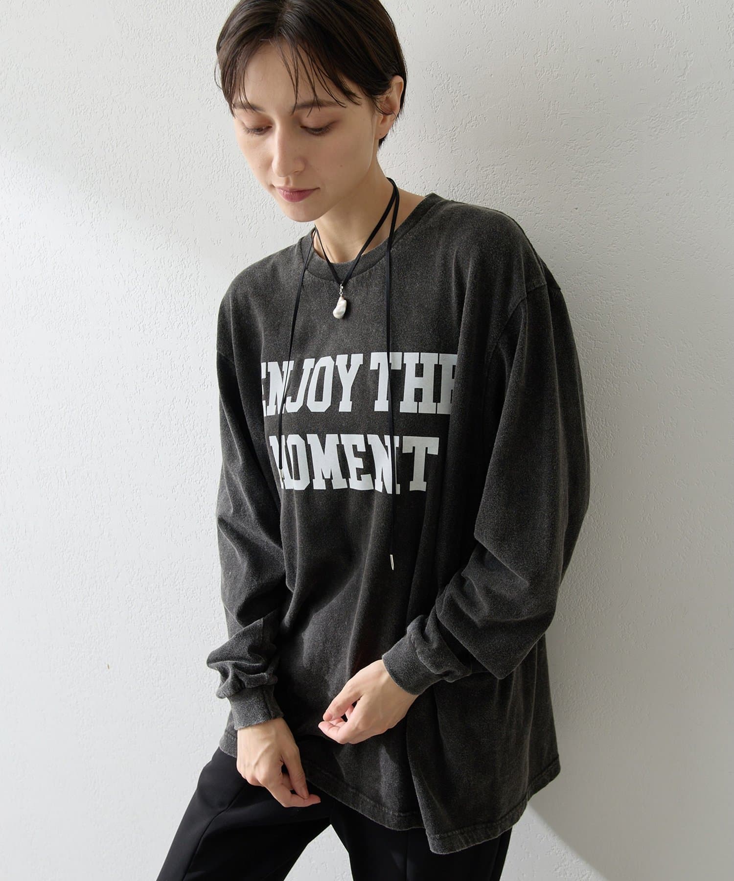 Whim Gazette(ウィム ガゼット) フロッキープリントロングTシャツ