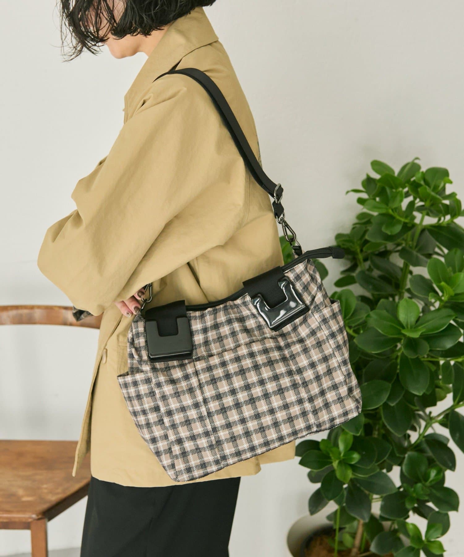 ear PAPILLONNER(イア パピヨネ) sampo×ear コラボ樹脂パーツトートバッグSサイズ