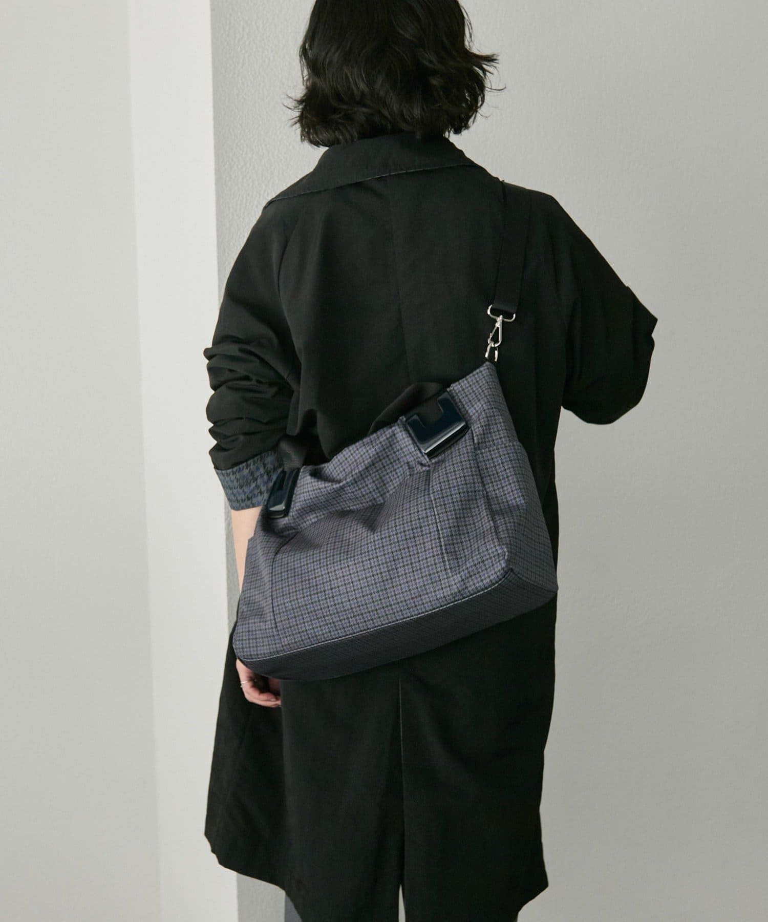ear PAPILLONNER(イア パピヨネ) sampo×ear コラボ樹脂パーツトートバッグMサイズ