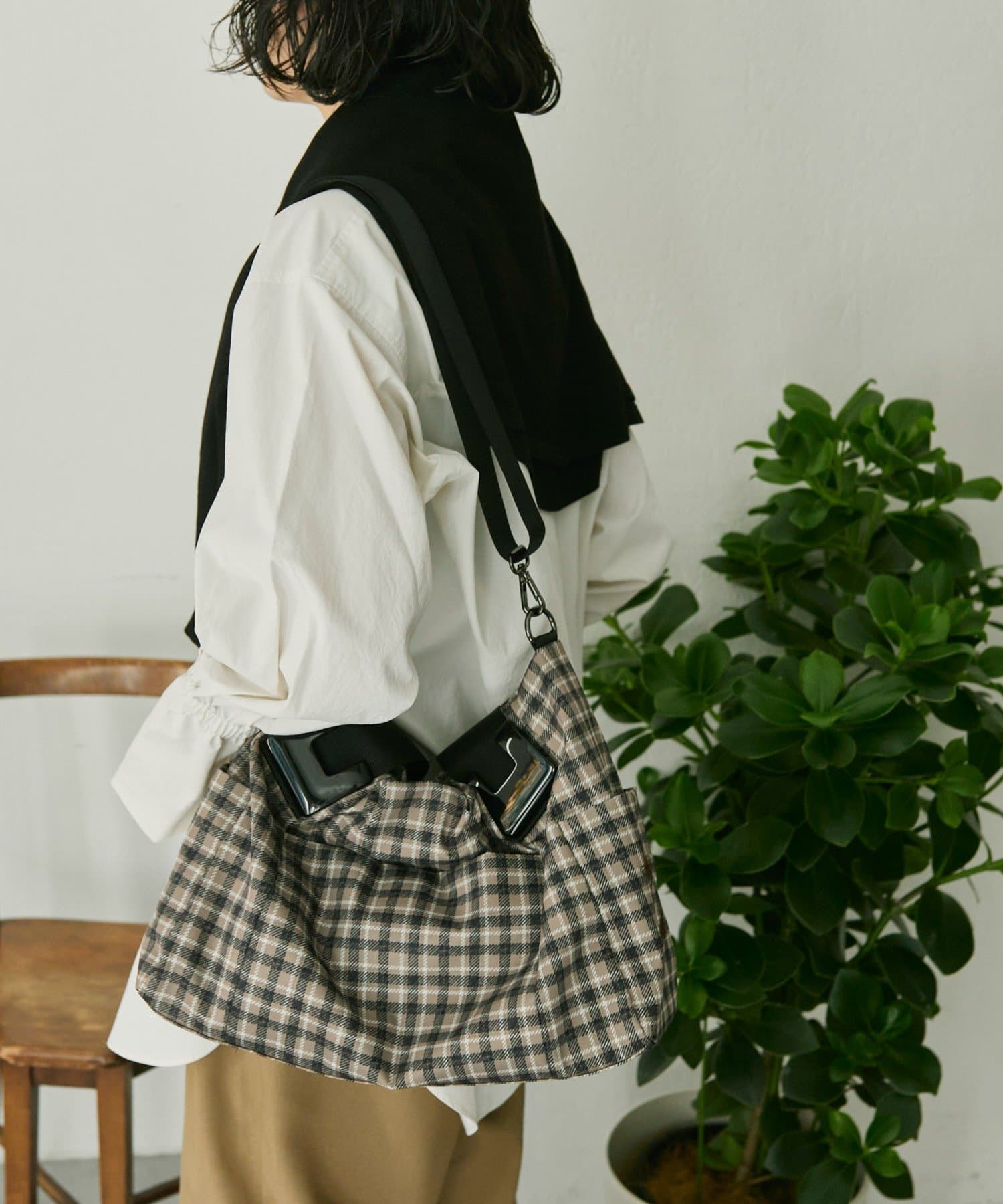 ear PAPILLONNER(イア パピヨネ) sampo×ear コラボ樹脂パーツトートバッグMサイズ