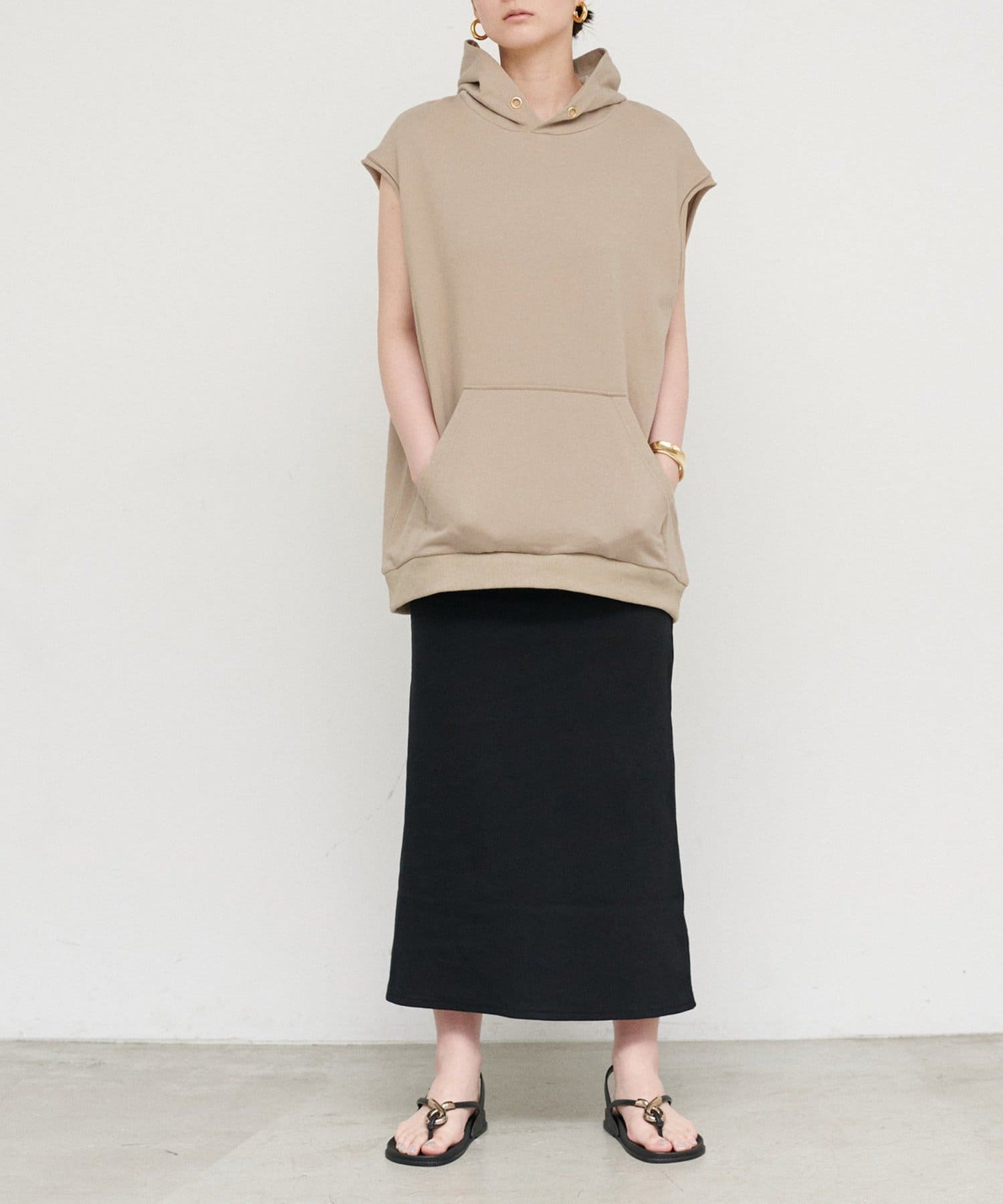 NICE CLAUP / OLIVE des OLIVE OUTLET(ナイスクラップ  / オリーブ デ オリーブ アウトレット) 【LARUTA】フード付きショルダー裏毛プルオーバー