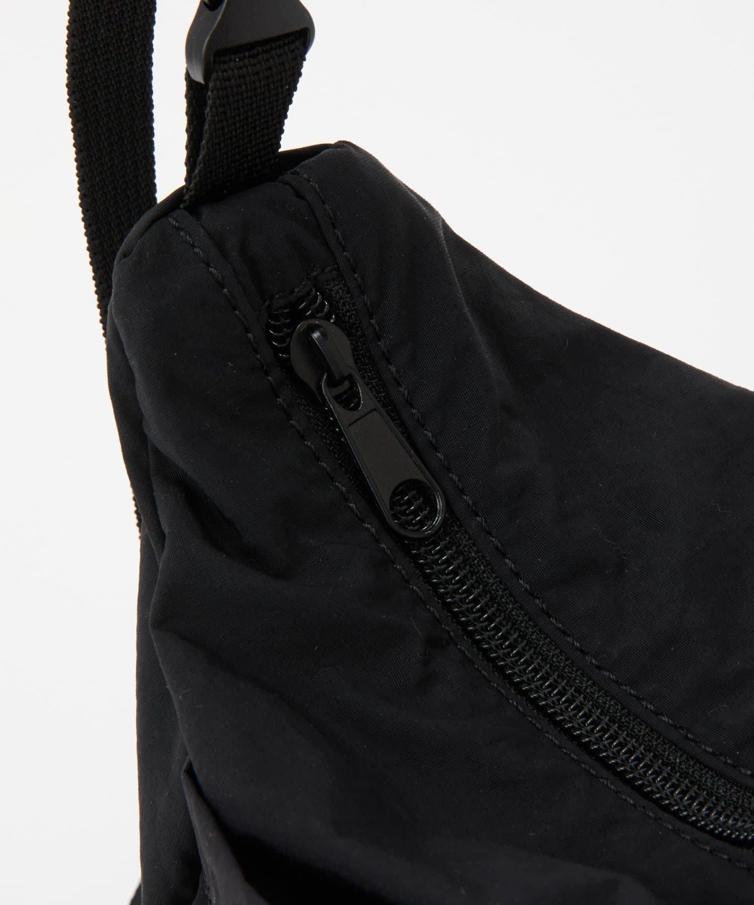 COLONY 2139(コロニー トゥーワンスリーナイン) 【UNISEX/超軽量70g】撥水ソフトナイロンミニショルダー