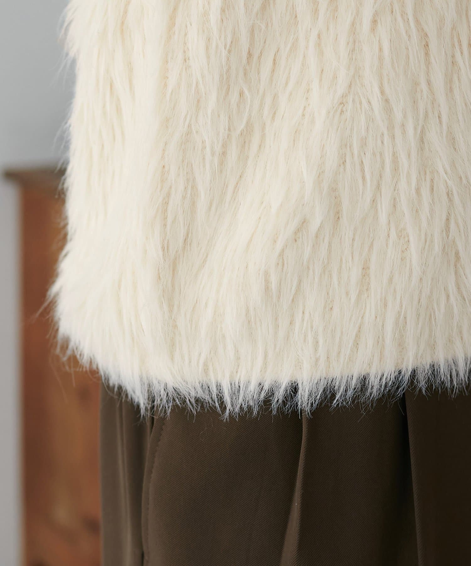 DISCOAT(ディスコート) ロングフェザーヤーンクルーカーディガン《WEB限定カラーあり》