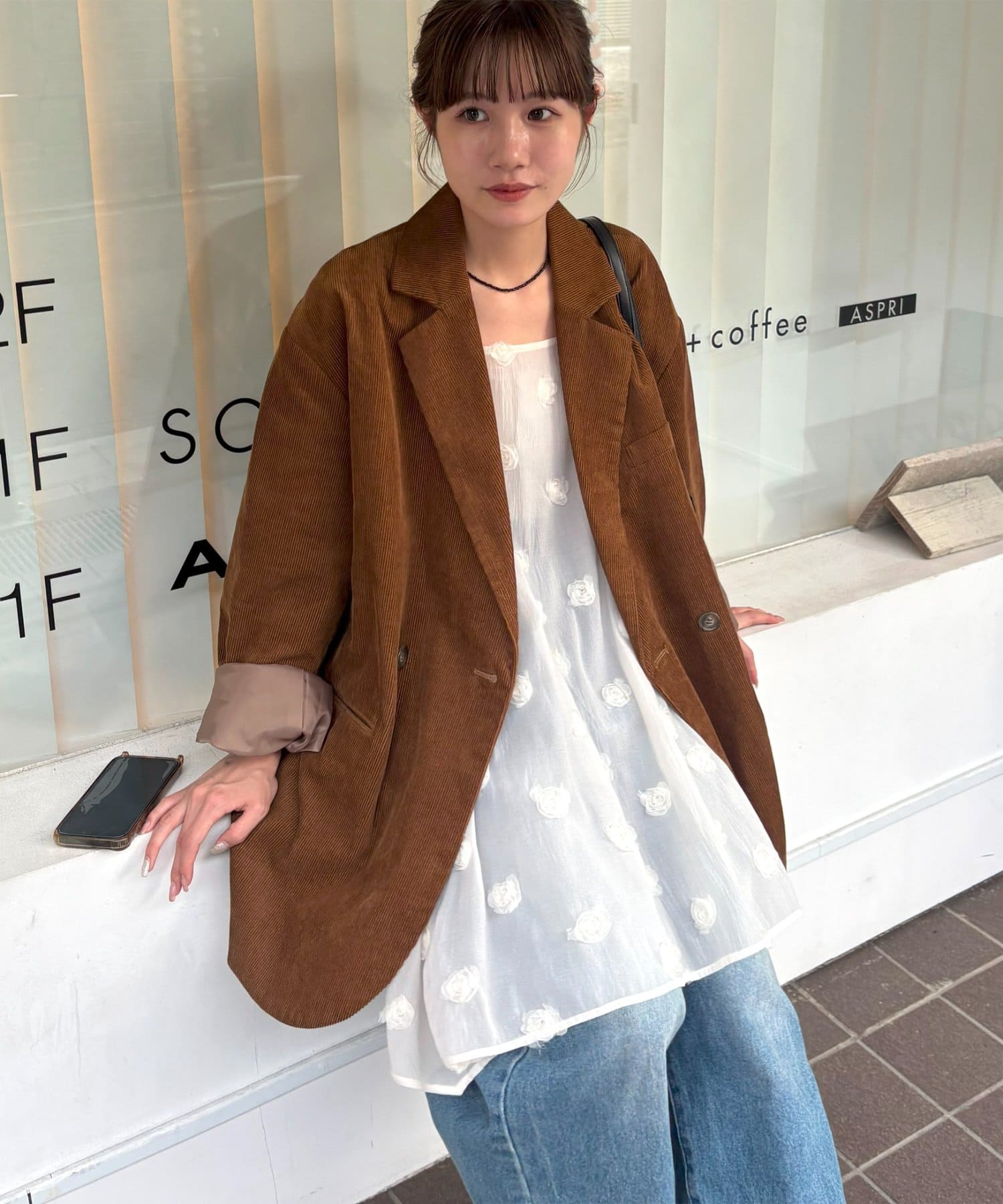 UMiの出品 フラワープリントセミフレアスラックス(1 WHITE): : メンズ