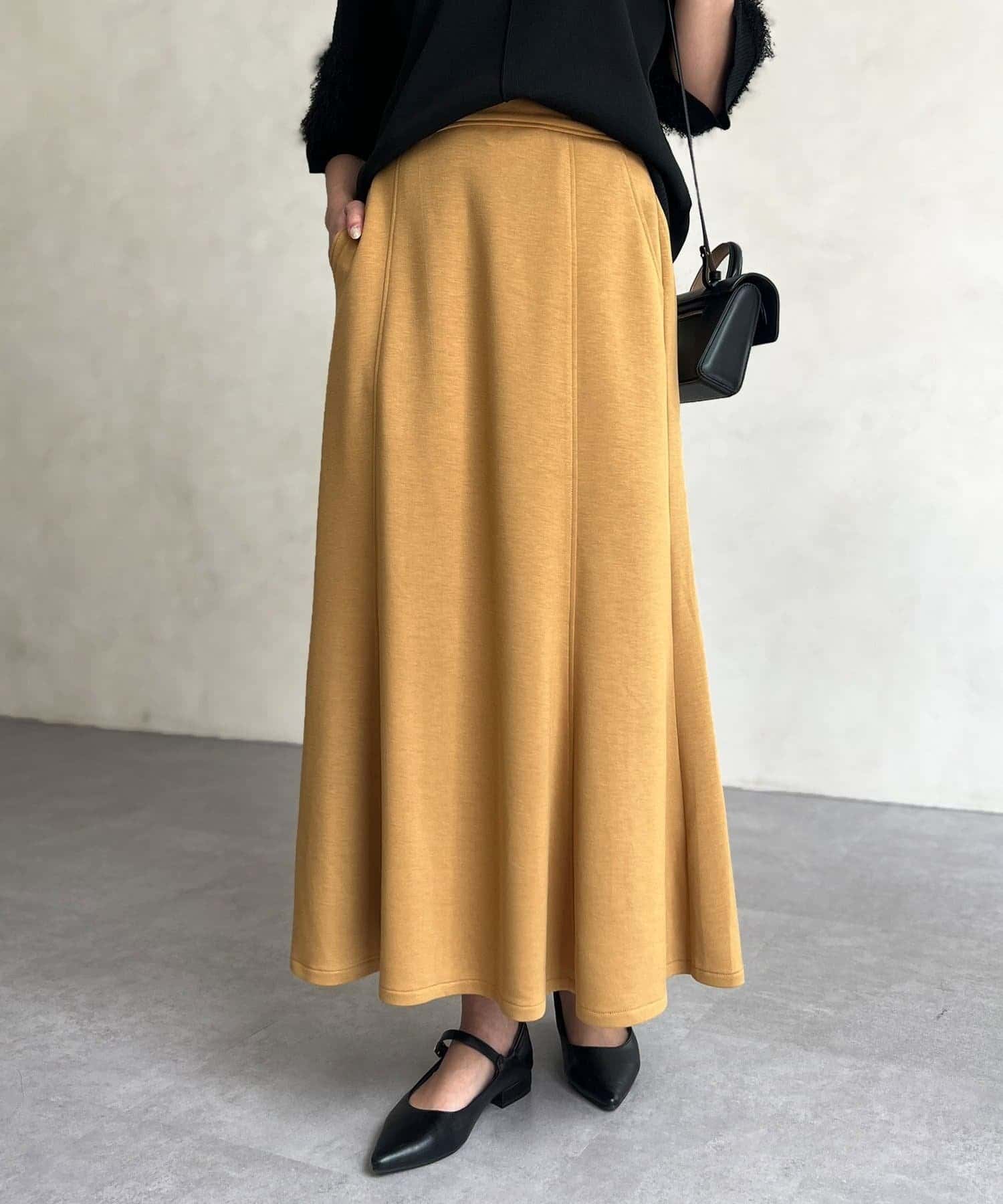 Chez toi(シェトワ) ダンボールセミフレアスカート