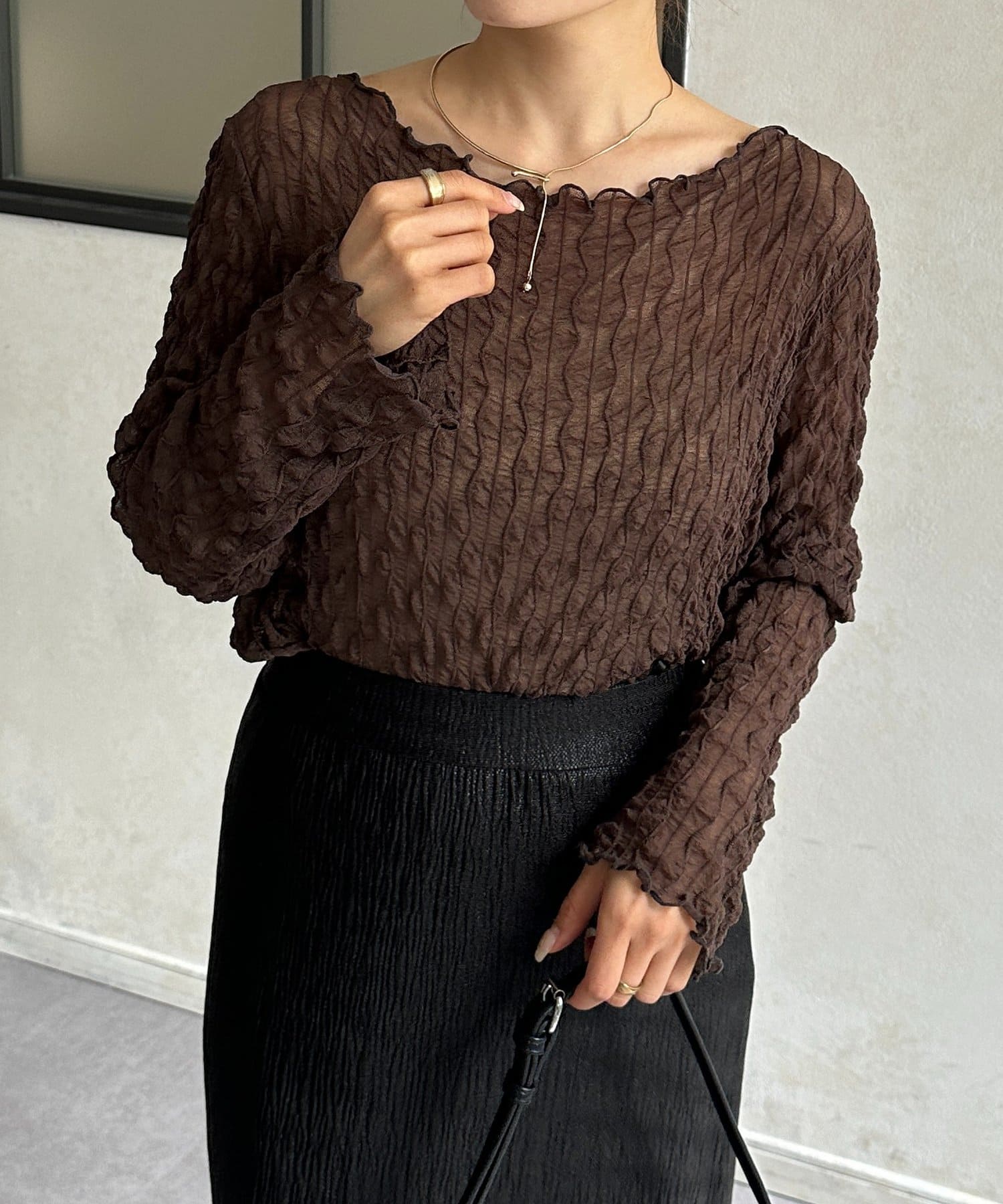 Thevon.(ゼヴォン) ウェーブ柄シアープルオーバー