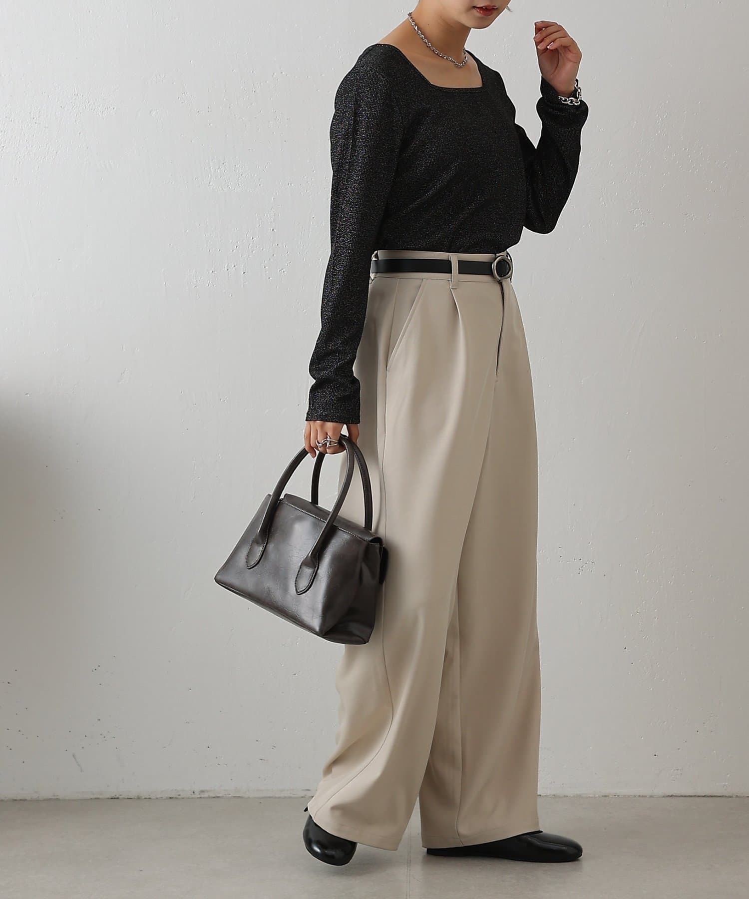 COLONY 2139(コロニー トゥーワンスリーナイン) ラメフライス2WAYスクエアプルオーバー