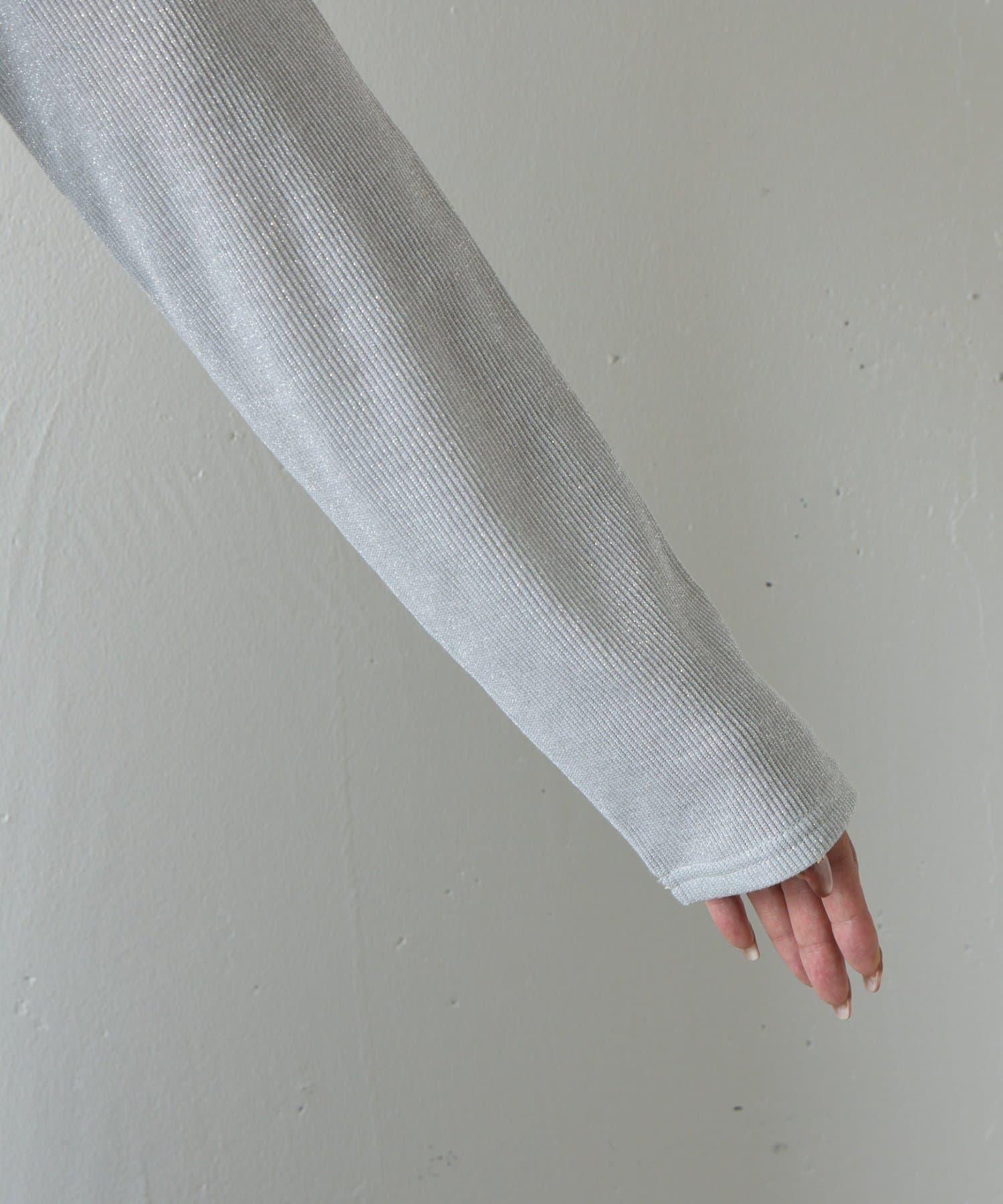 COLONY 2139(コロニー トゥーワンスリーナイン) ラメフライス2WAYスクエアプルオーバー