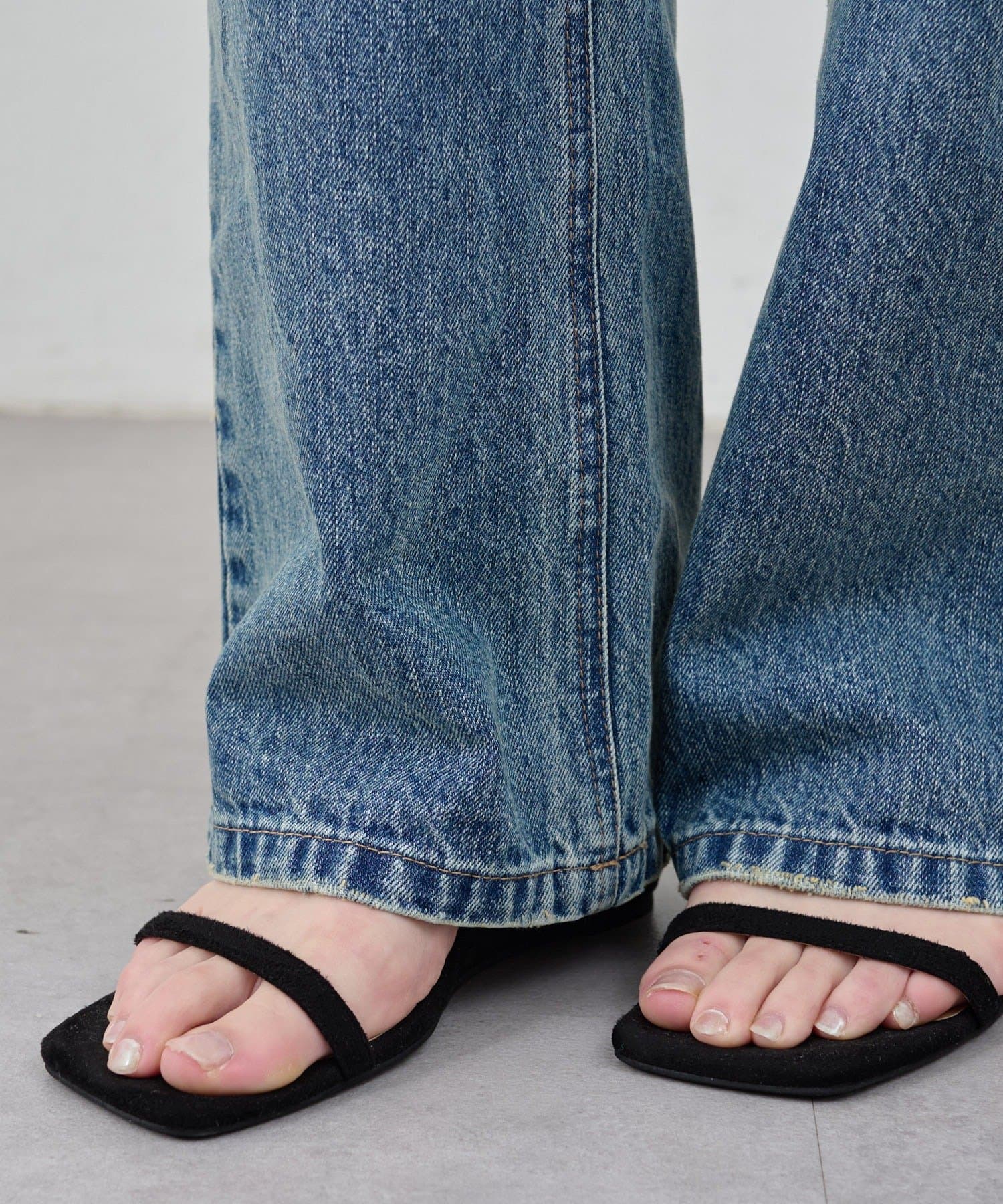 SHENERY(シーナリー) 《３サイズ展開》ストレートデニム