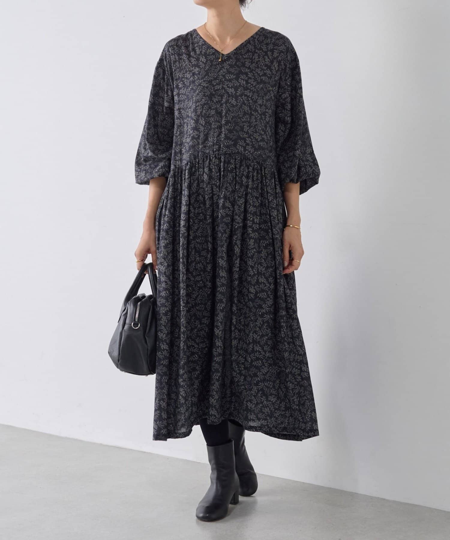 新品タグ付きBEARDSLEY コンビギャザー コクーンスリーブ ワンピース