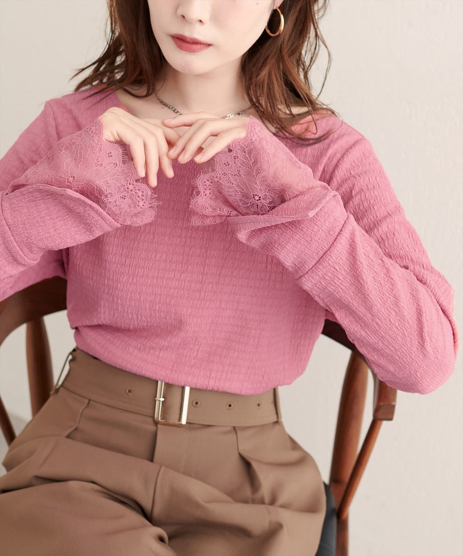 natural couture(ナチュラルクチュール) 【WEB限定】レース袖切り替えカットソー