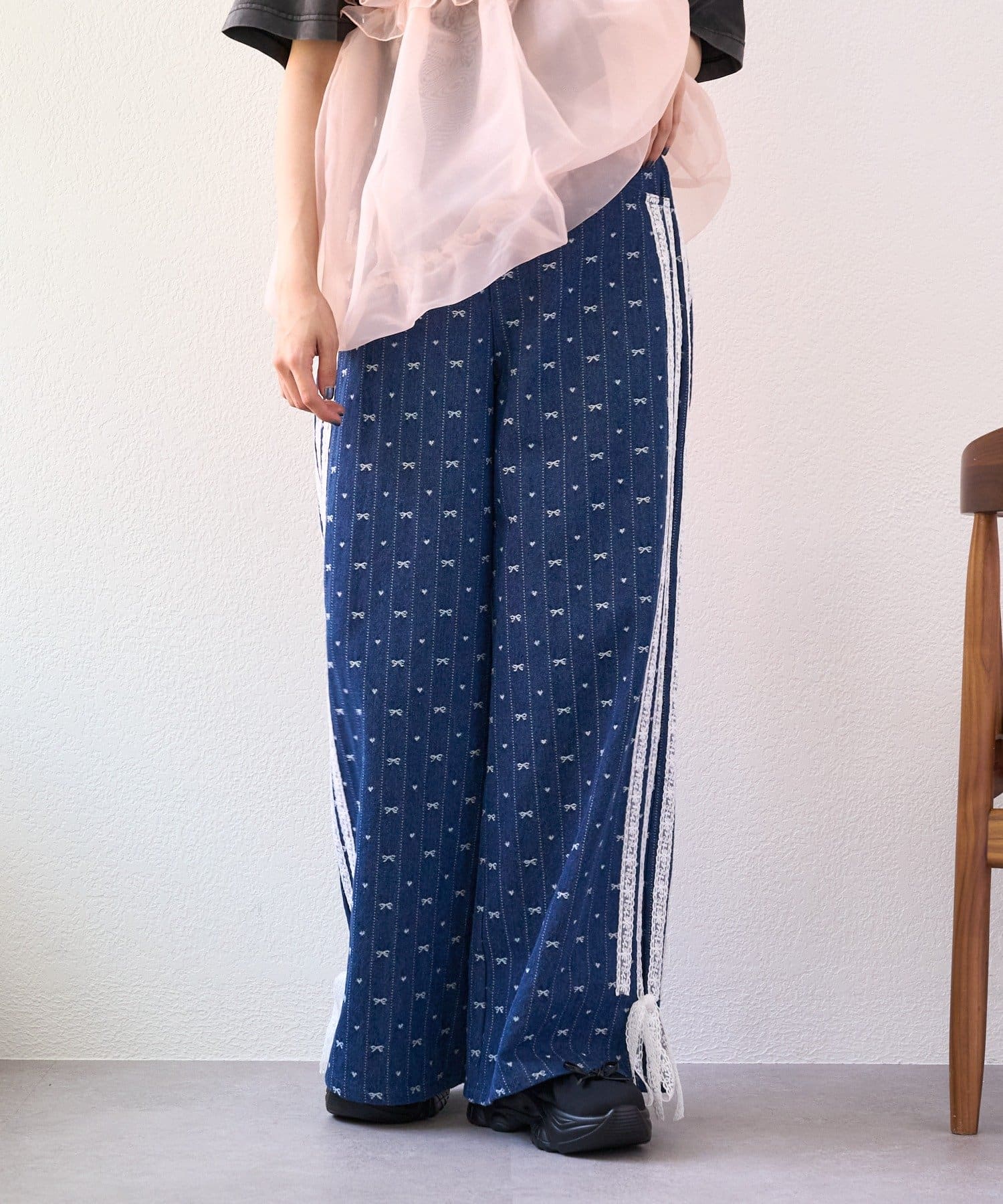 w closet(ダブルクローゼット) 【25AW】リボンレースラインパンツ