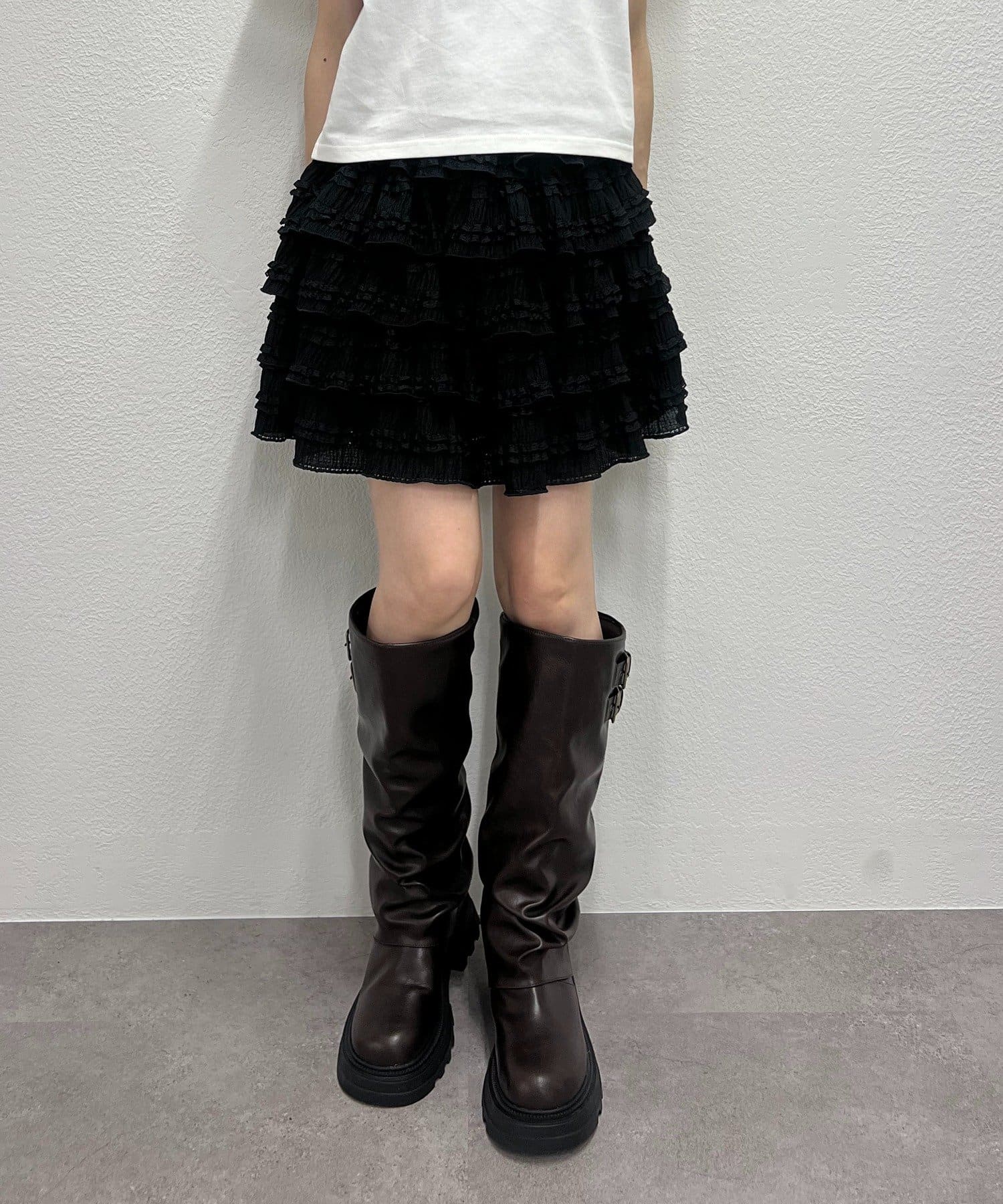w closet(ダブルクローゼット) 【25AW】フリルミニティアードスカパン