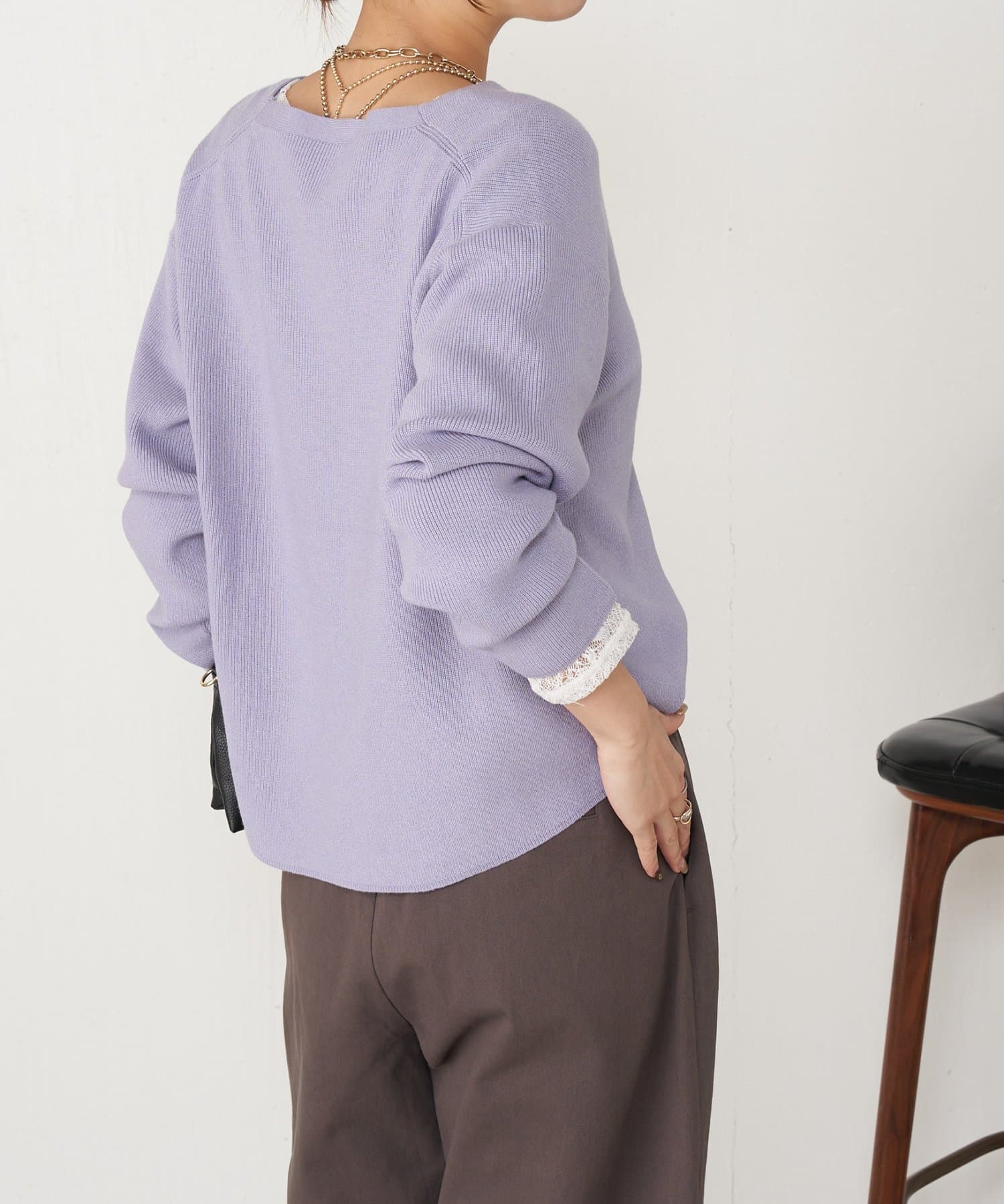 Jena　espace merveilleux(ジェナ　エスパスメルヴェイユ) 【あったかアウターにぴったり！】カタアゼ編みVネックニット