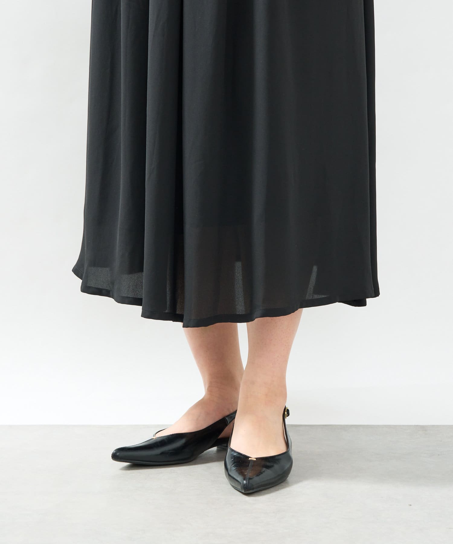 OUTLET(アウトレット) 【un dix cors】ドレープシャーリングワンピース