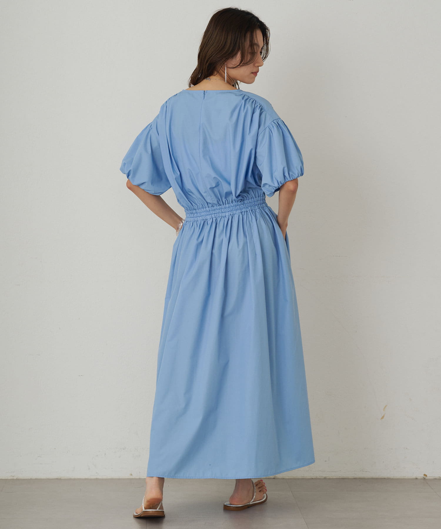 OUTLET(アウトレット) 【Loungedress】Vギャザーワンピース