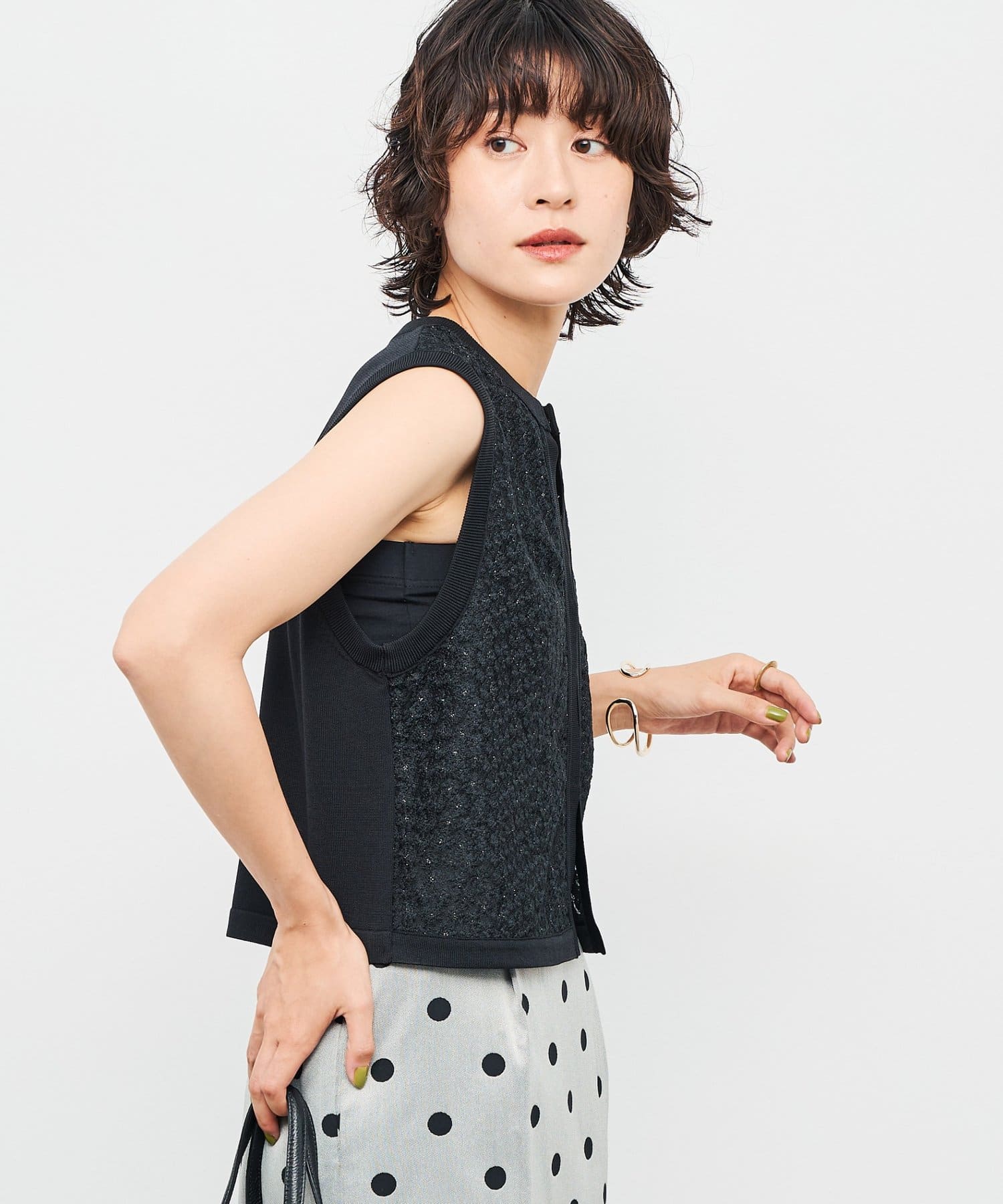 NOLLEY'S(ノーリーズ) 《手洗い可能》フラワー刺繍生地ベスト