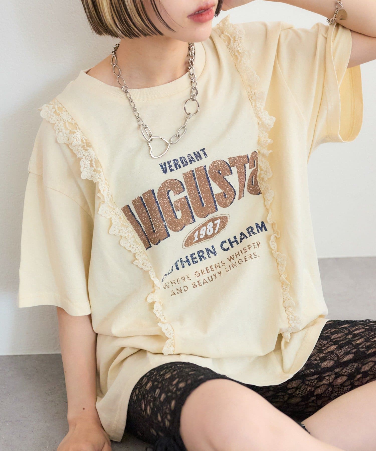 w closet(ダブルクローゼット) ロゴレースリメイクT