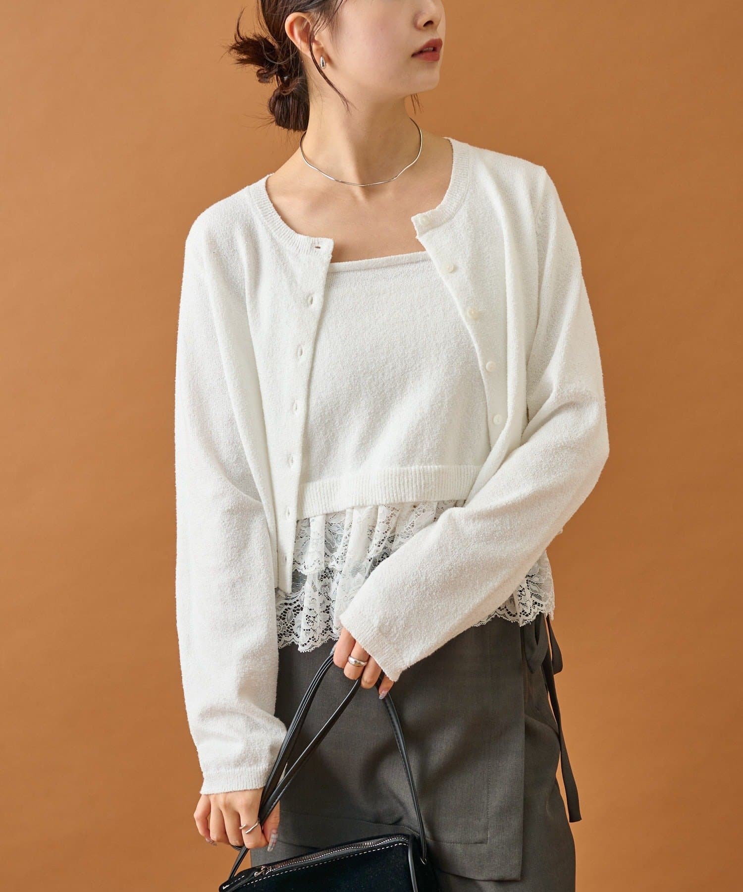 美品　トクコプルミエヴォル 　部分レース裾3段フリル　カーディガン 美品 トクコプルミエヴォル 部分レース裾3段フリル カーディガン