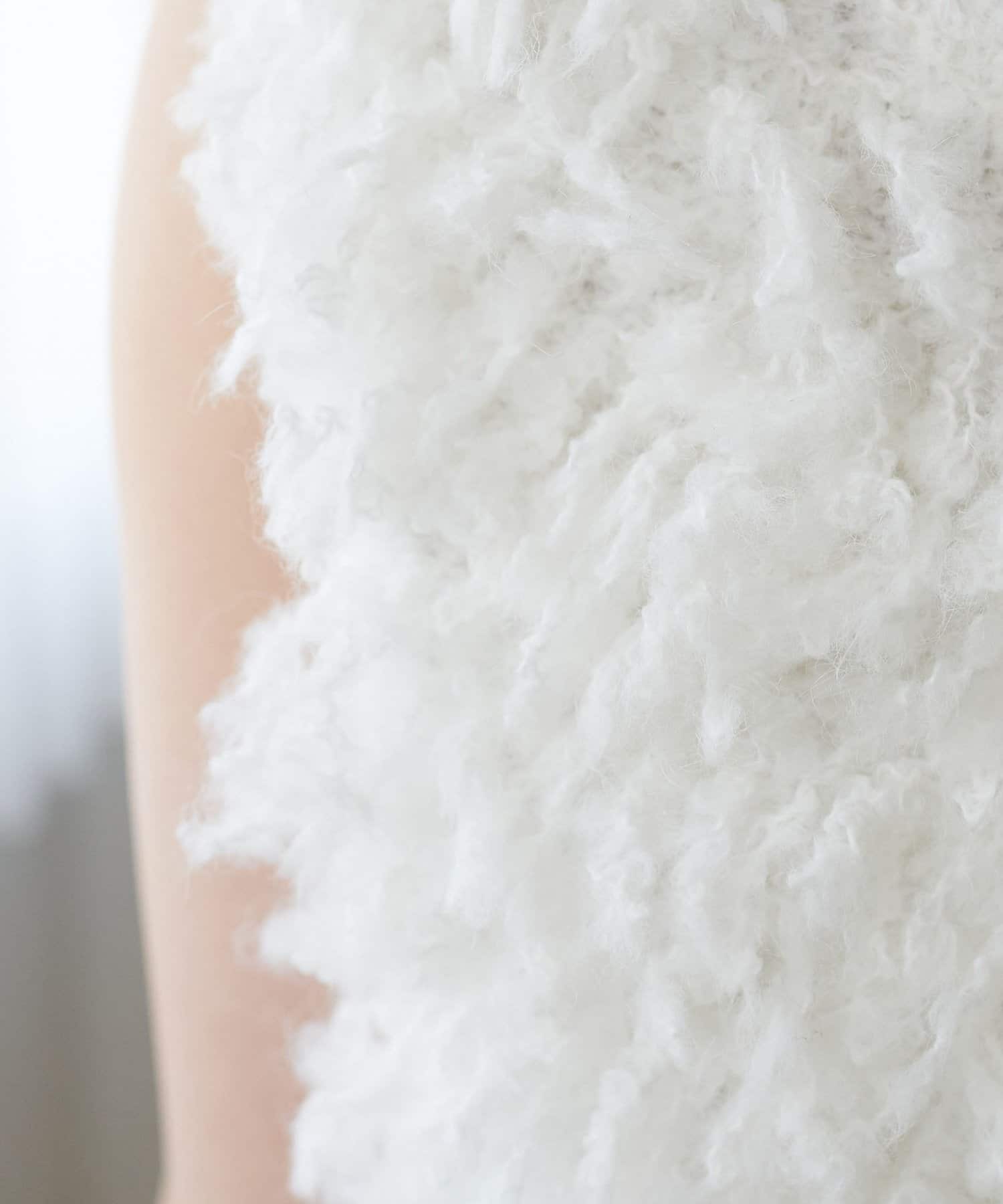 DISCOAT(ディスコート) 【シーズンレス/着回し】ウール混ループヤーンニットベスト《WEB限定》