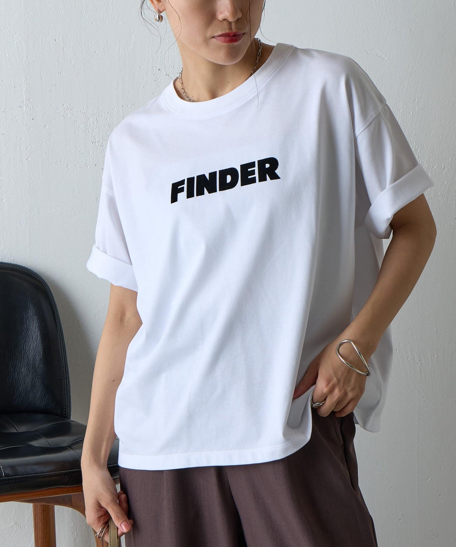 COLONY 2139(コロニー トゥーワンスリーナイン) FINDERプリントTシャツ