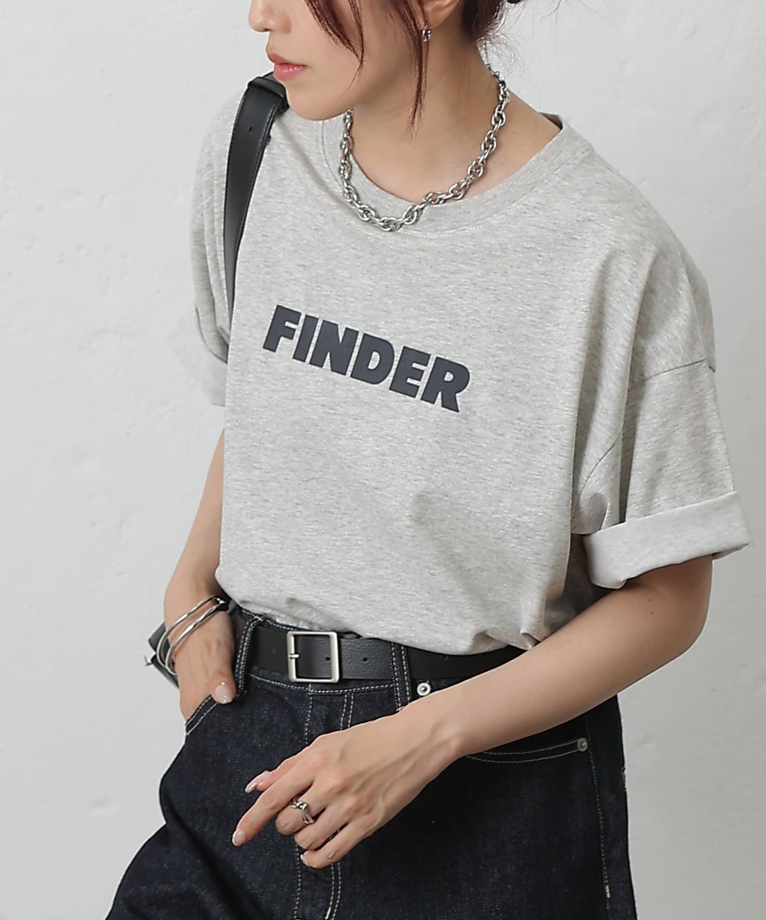 COLONY 2139(コロニー トゥーワンスリーナイン) FINDERプリントTシャツ