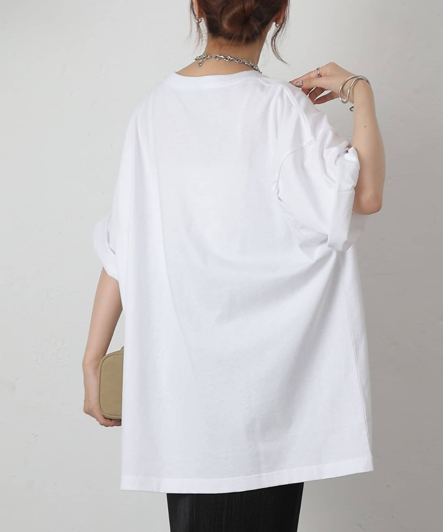 トップス saya リラックスシルエット トップス（変形八分袖 / 裾サイドギャザー