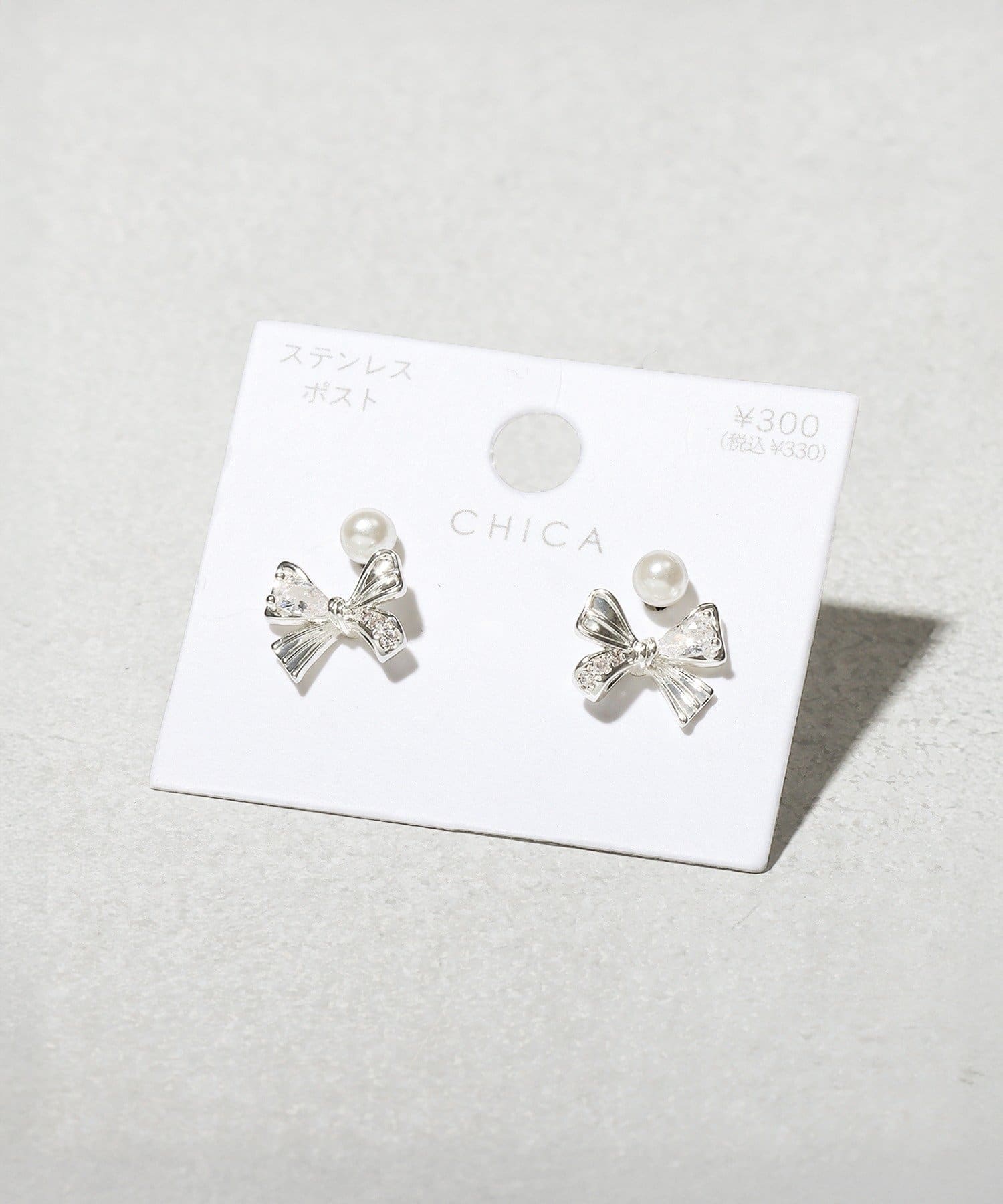 3COINS(スリーコインズ) リボンパールピアス4個セット