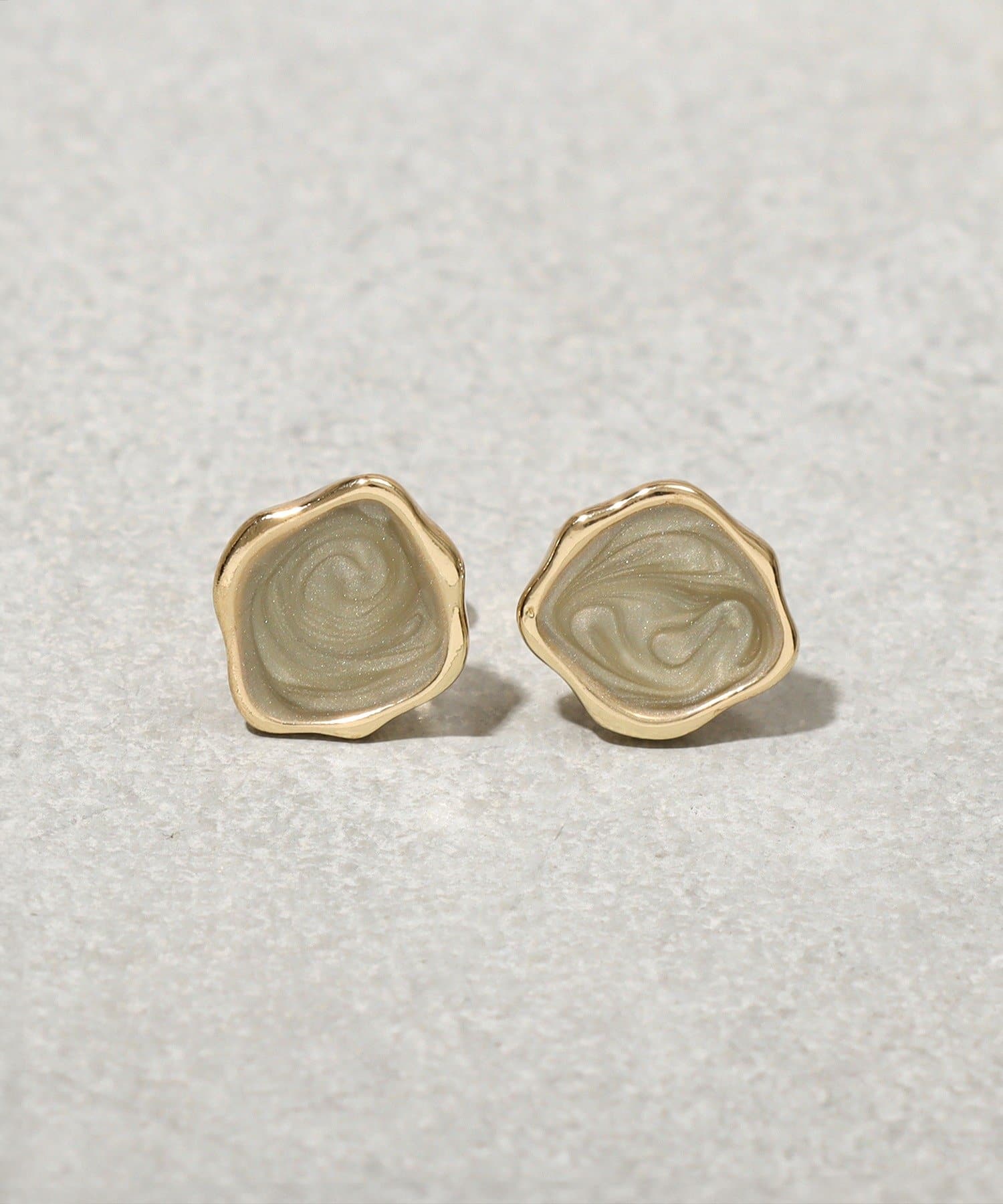 3COINS(スリーコインズ) マーブルイビツピアス