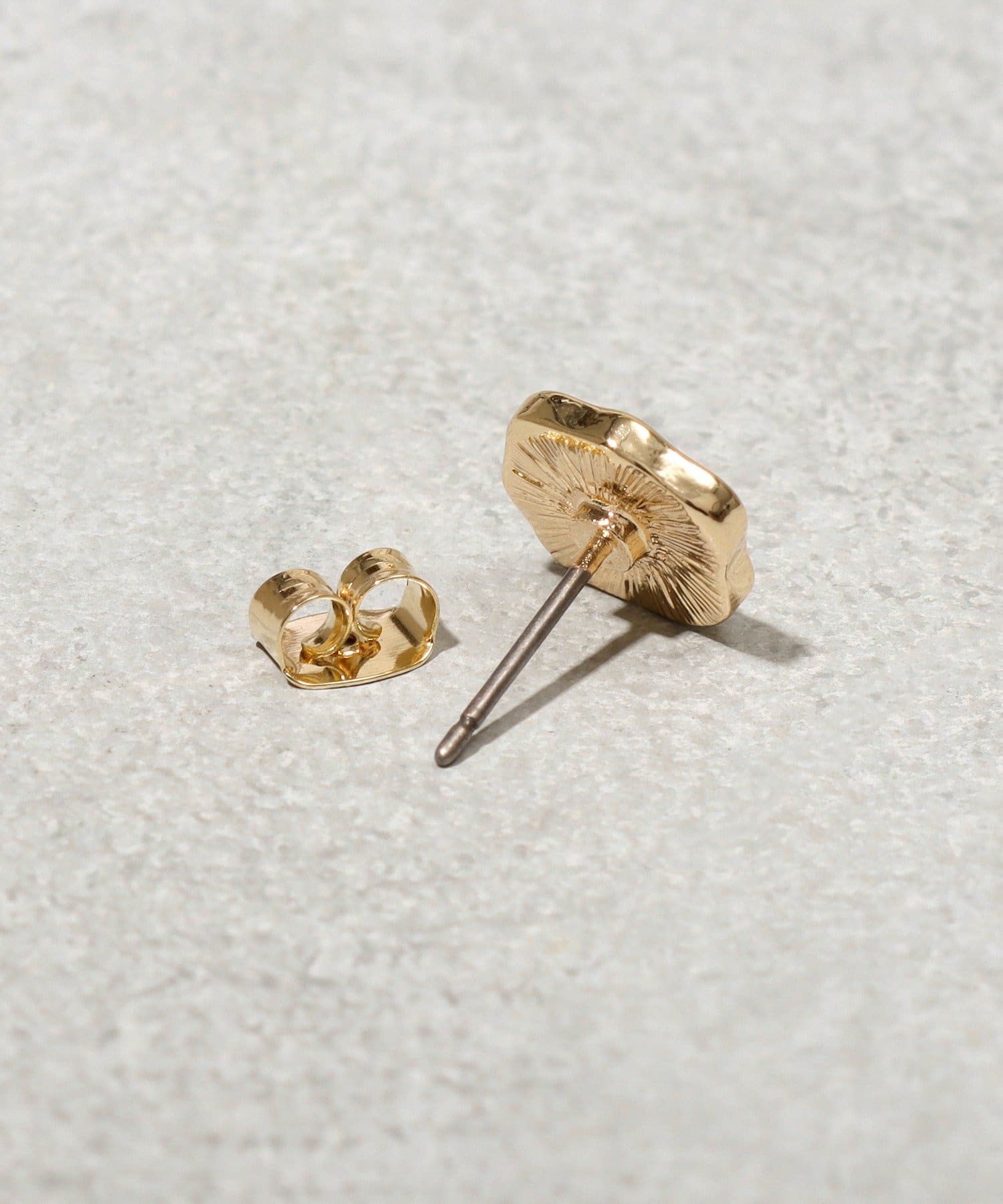 3COINS(スリーコインズ) マーブルイビツピアス