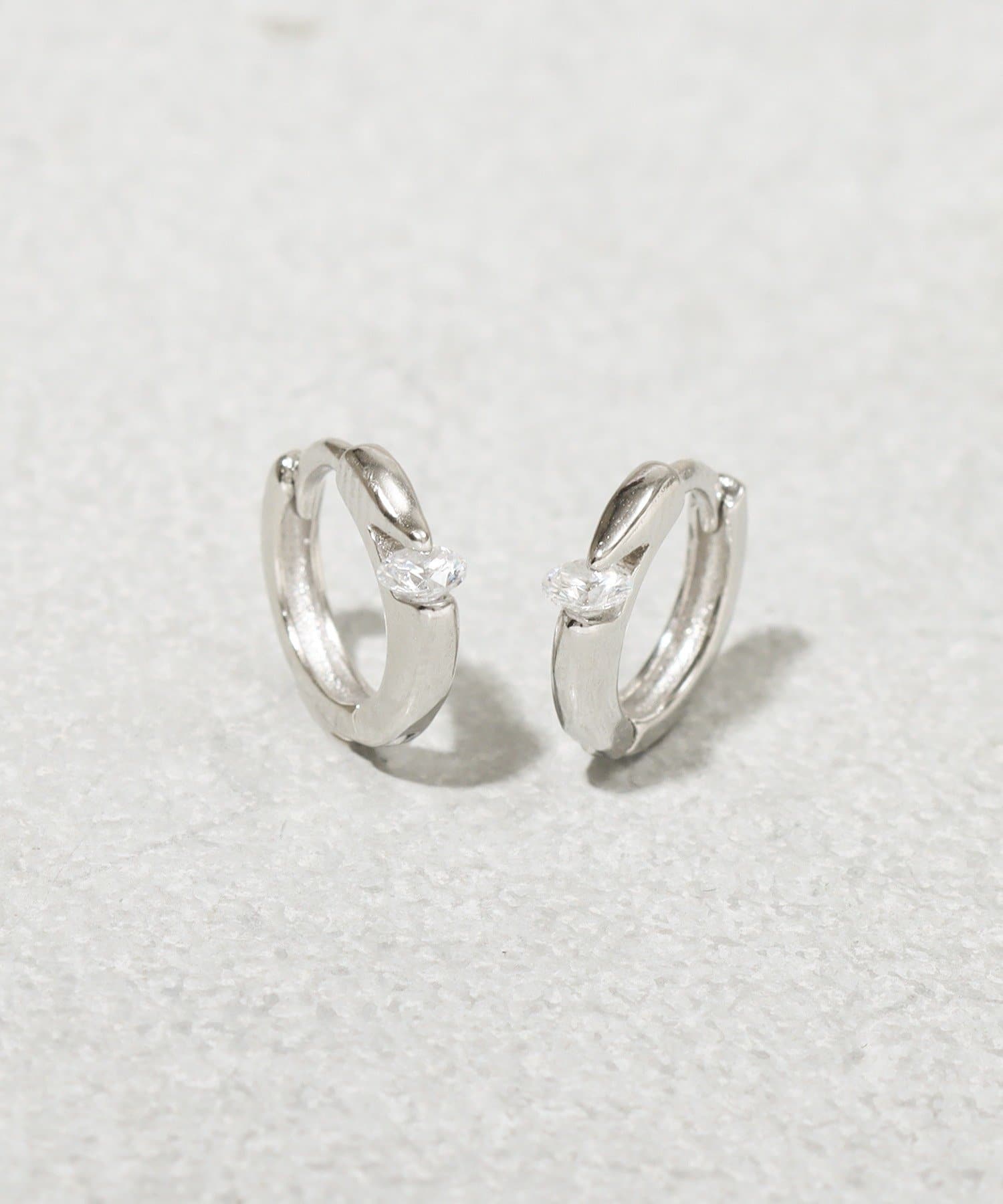 3COINS(スリーコインズ) キュービック入ワンタッチピアス
