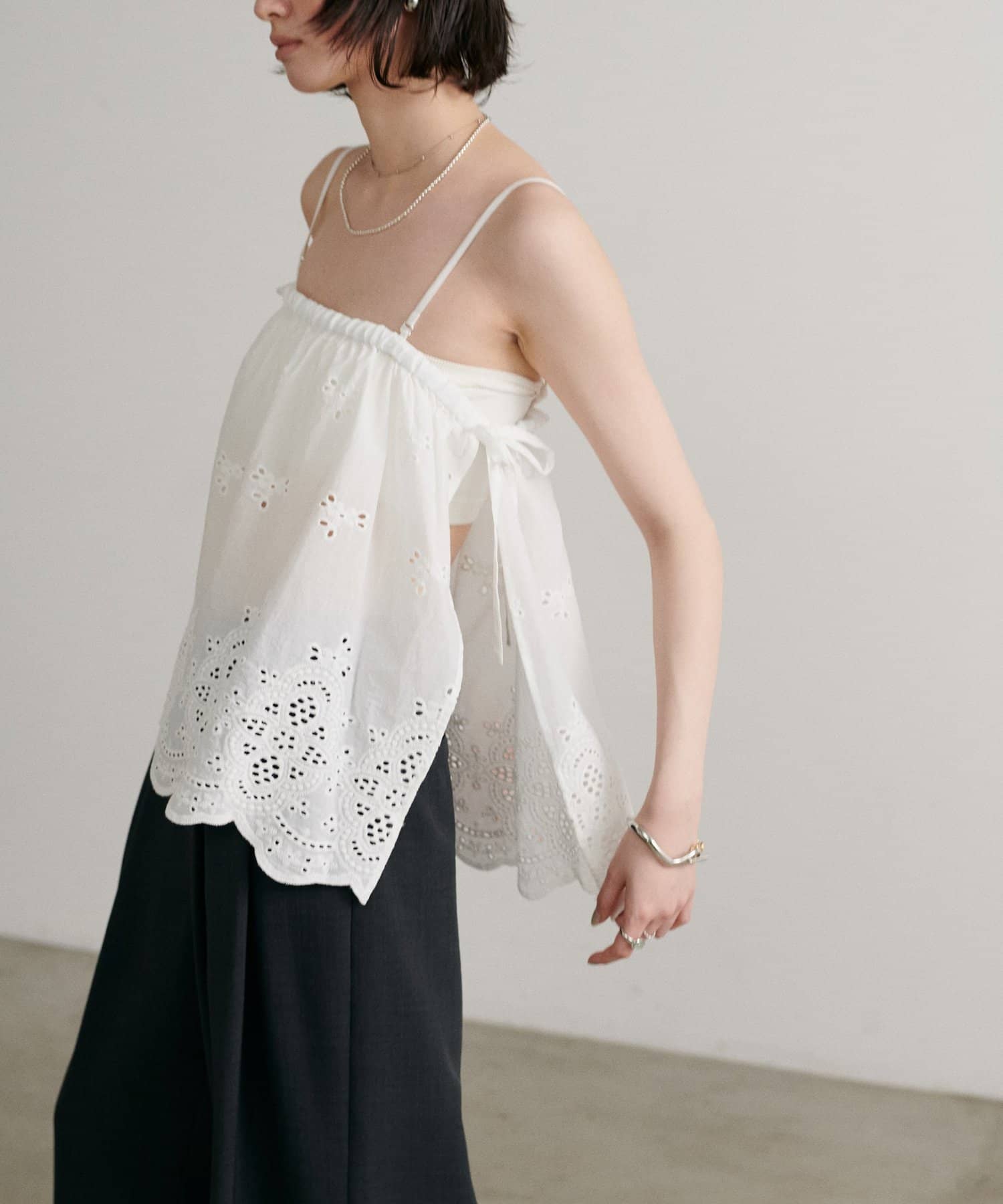 Web限定】綿スカラップ刺繍キャミ | LARUTA(ラルータ)レディース